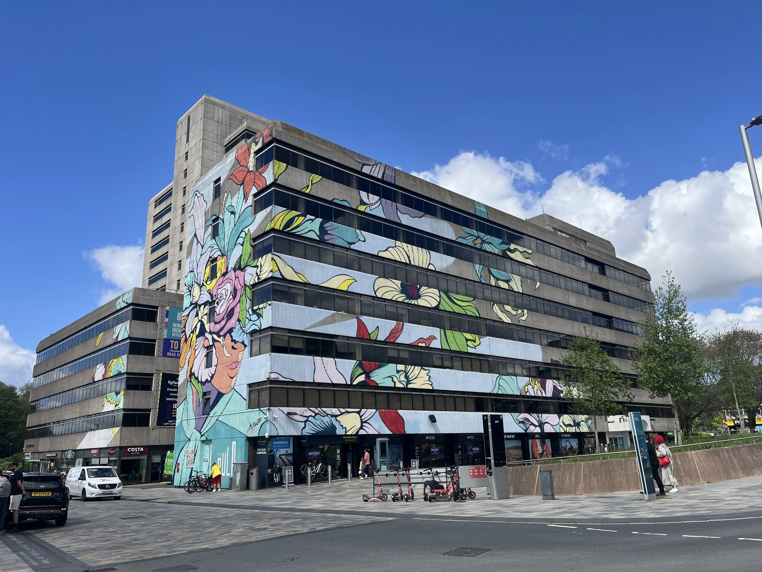 A city in motion: Placemaking, identity, and public art.