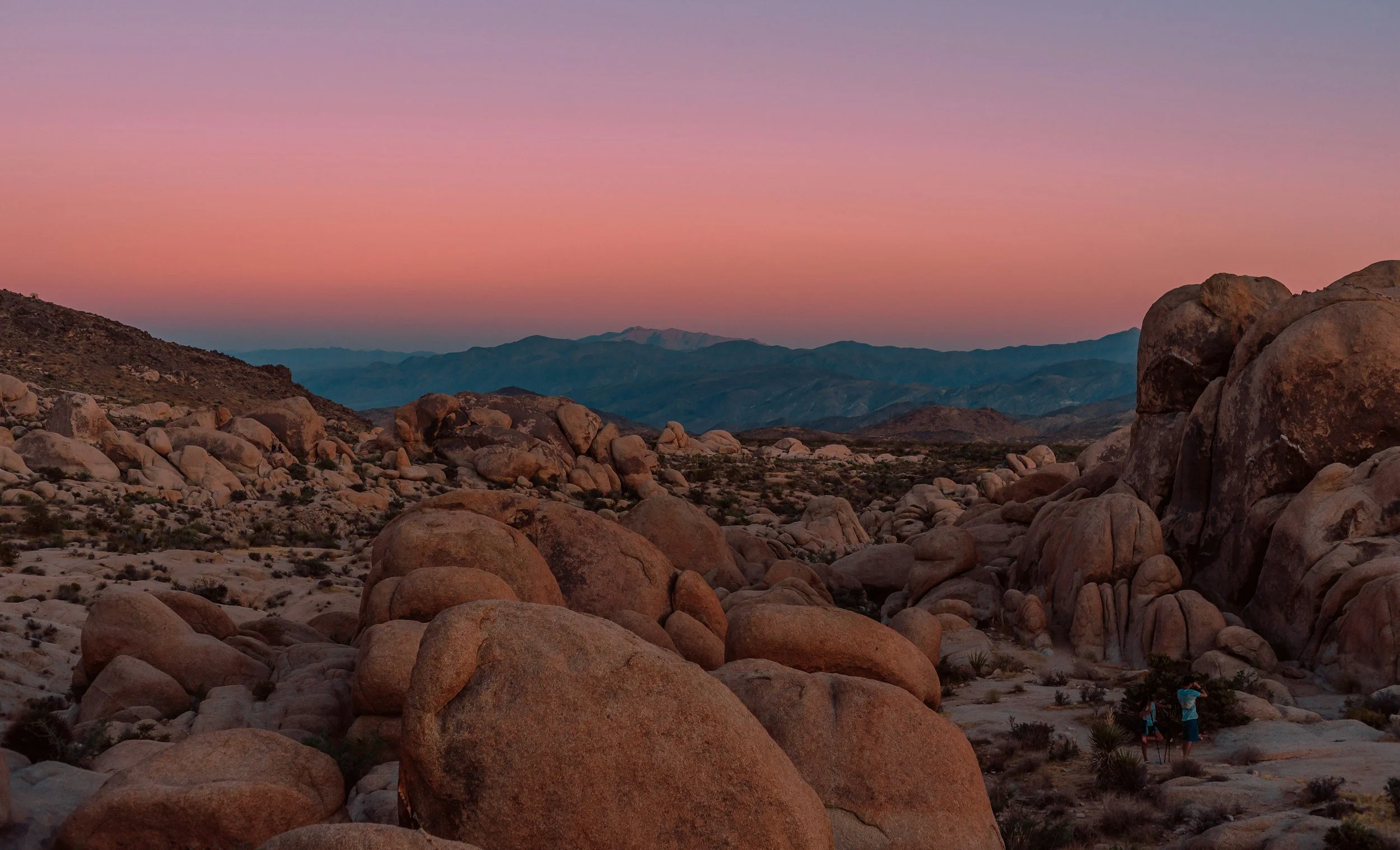 Joshua Tree scenery; rocks and boulders at sunset