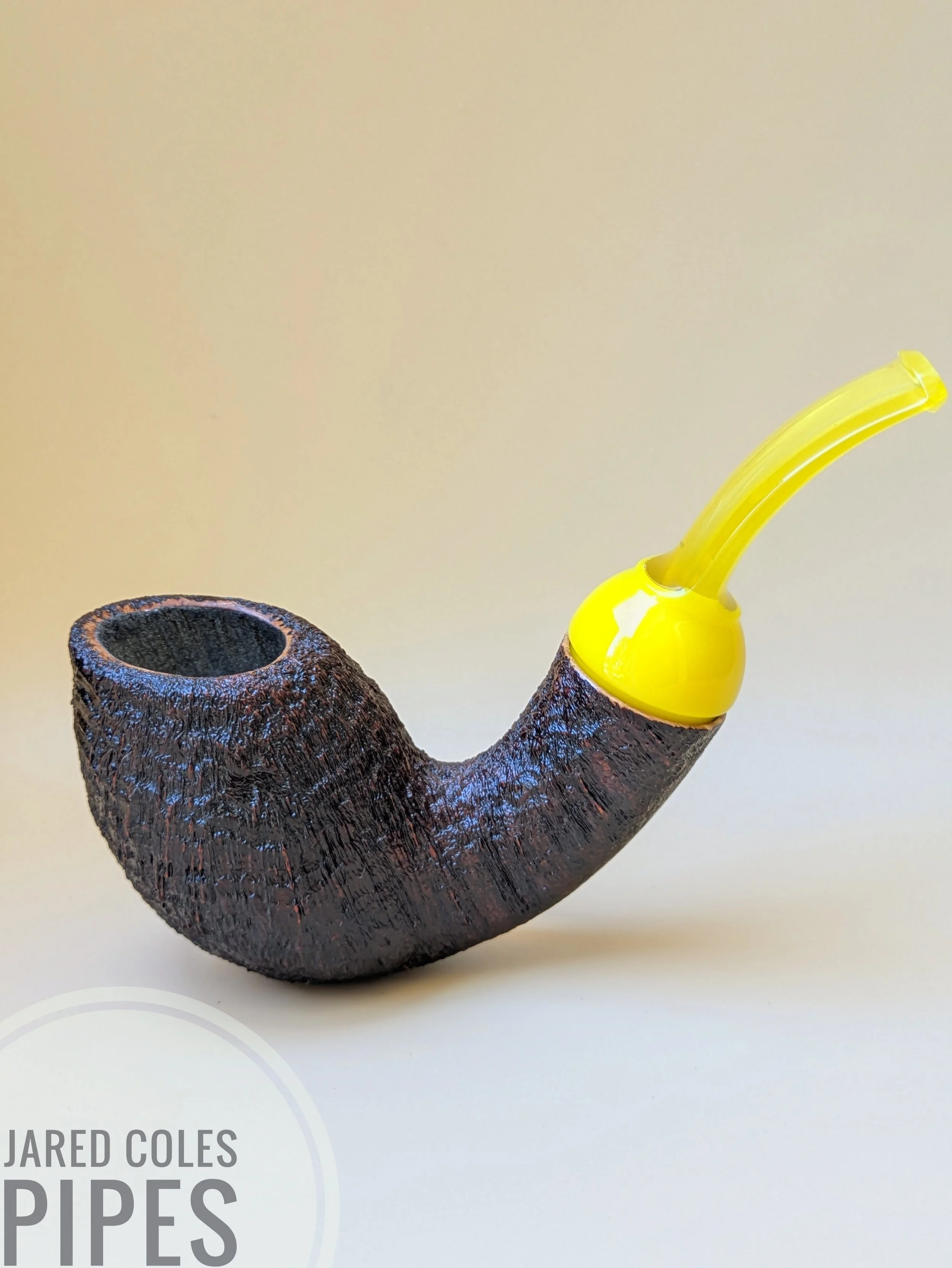 Deco Egg Valley Pipe