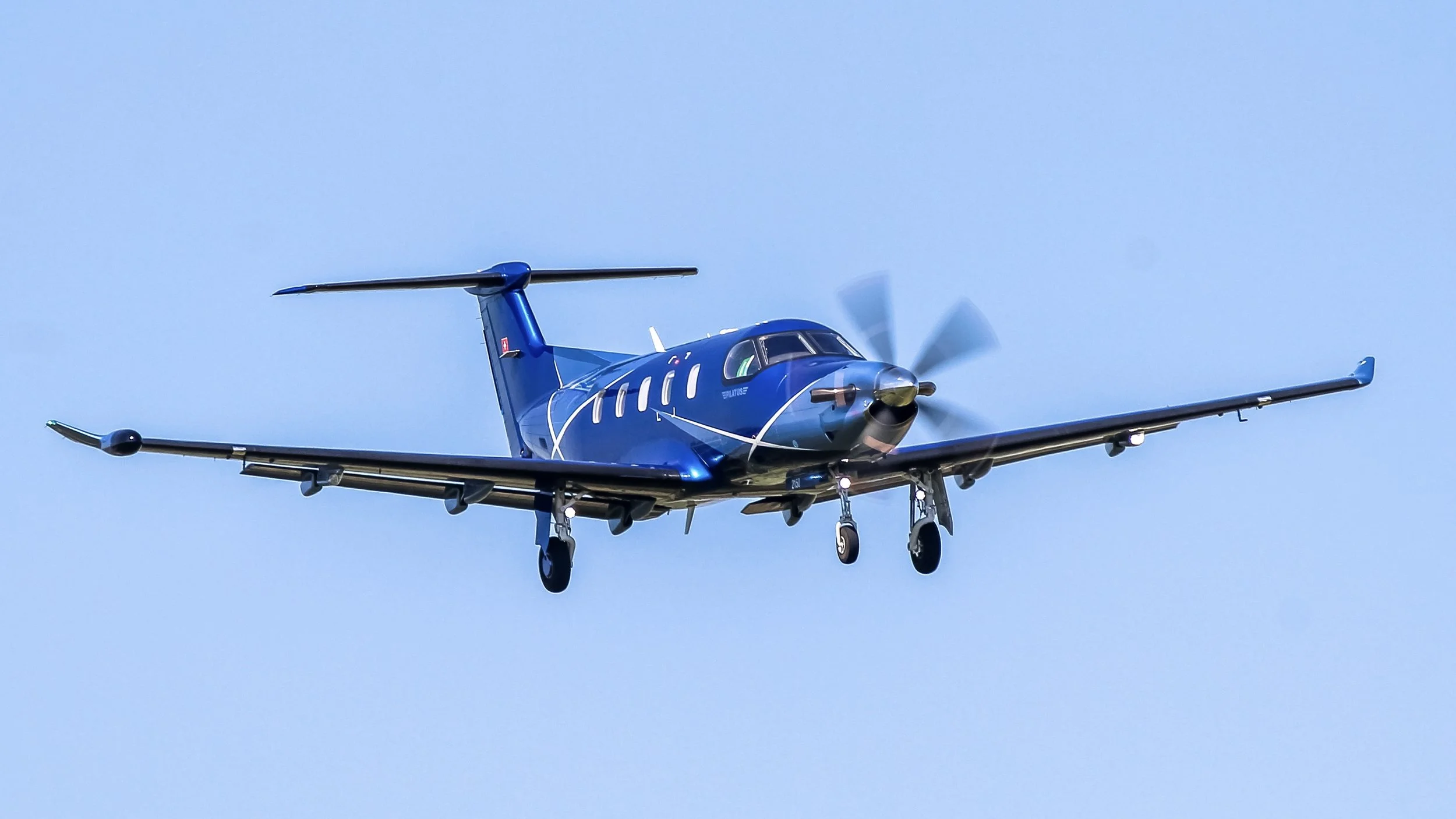 Pilatus PC-12 landing in Carson City, Nevada near Lake Tahoe
