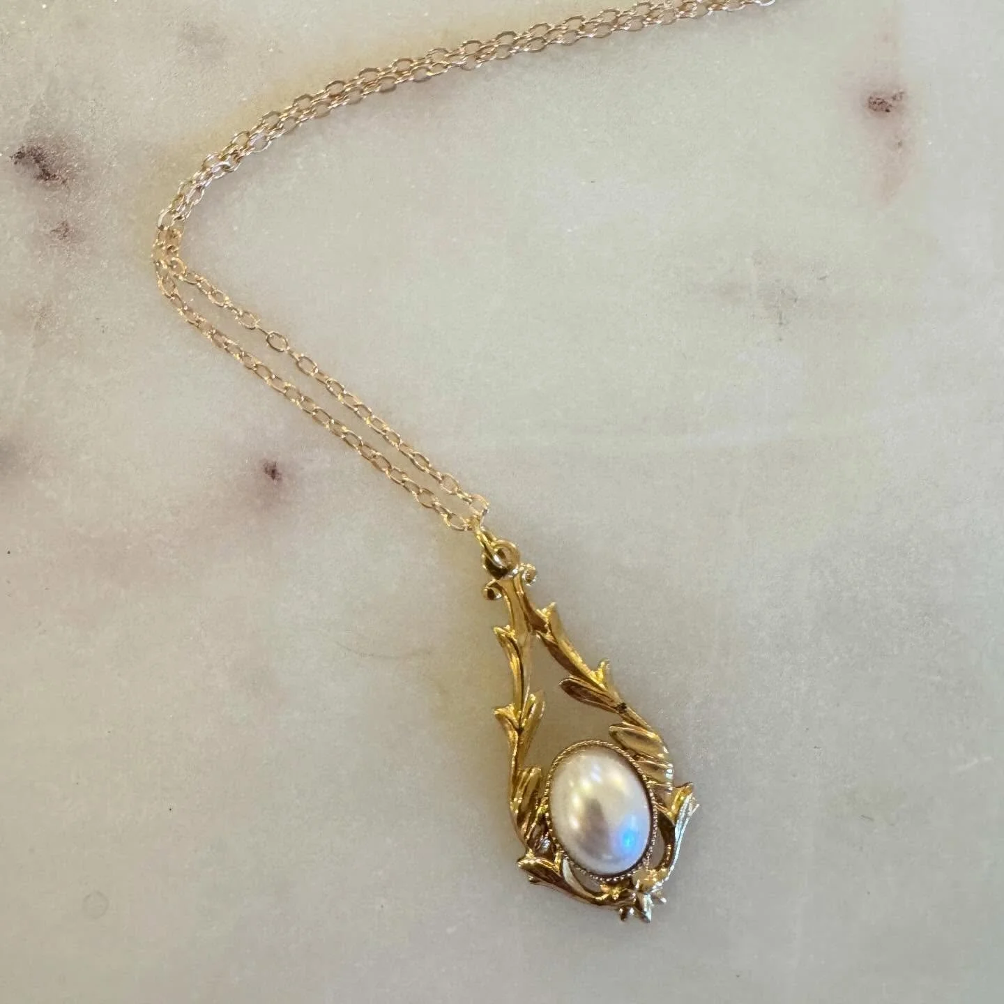 Romantic Faux Pearl Pendant. Nonno&rsquo;s Keepings.

Heirlooms Reimagined.

#heirloomjewellery #vintagejewellery #oneofakindjewellery #italianheritage #goldpendant
