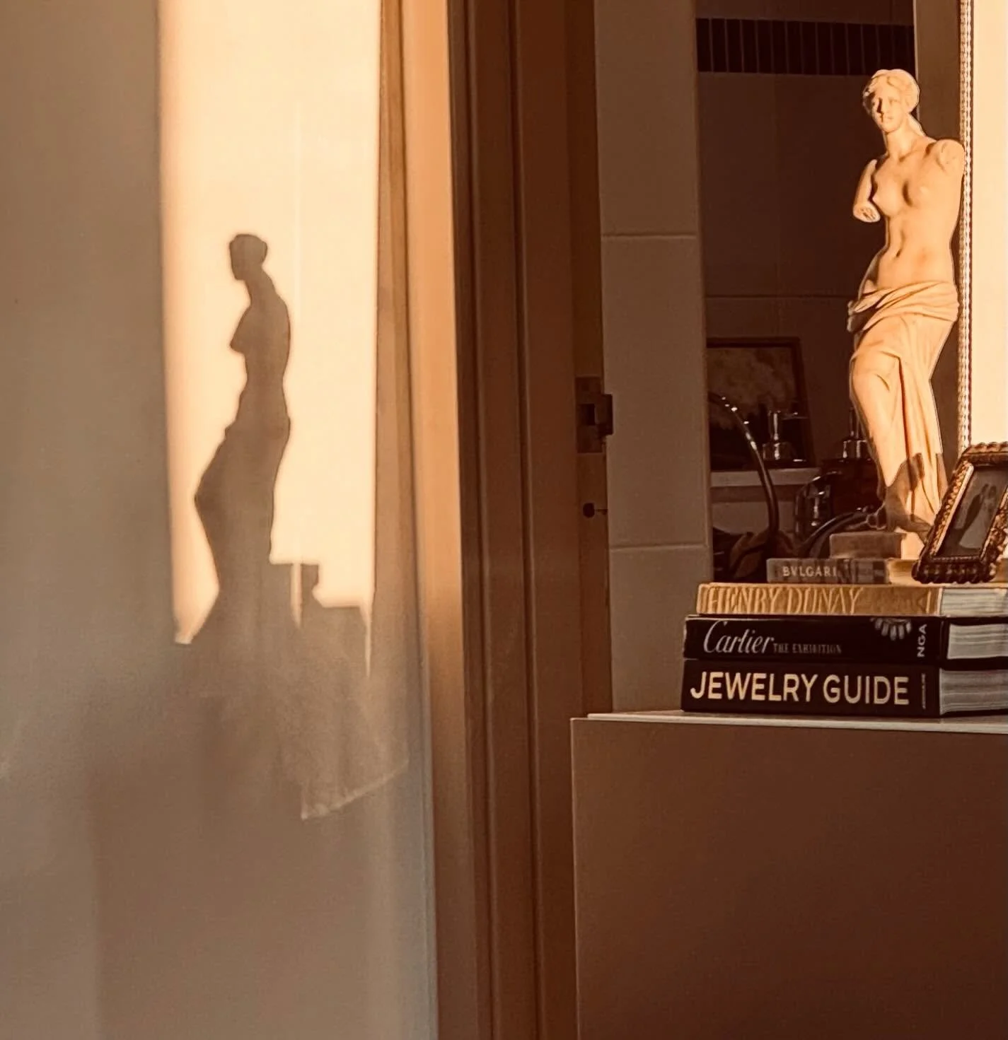 Find inspiration in your surroundings. 

#heirloomsreimagined #savinggloryjewellery #italianheritage #vintagejewellery #italianjewellery