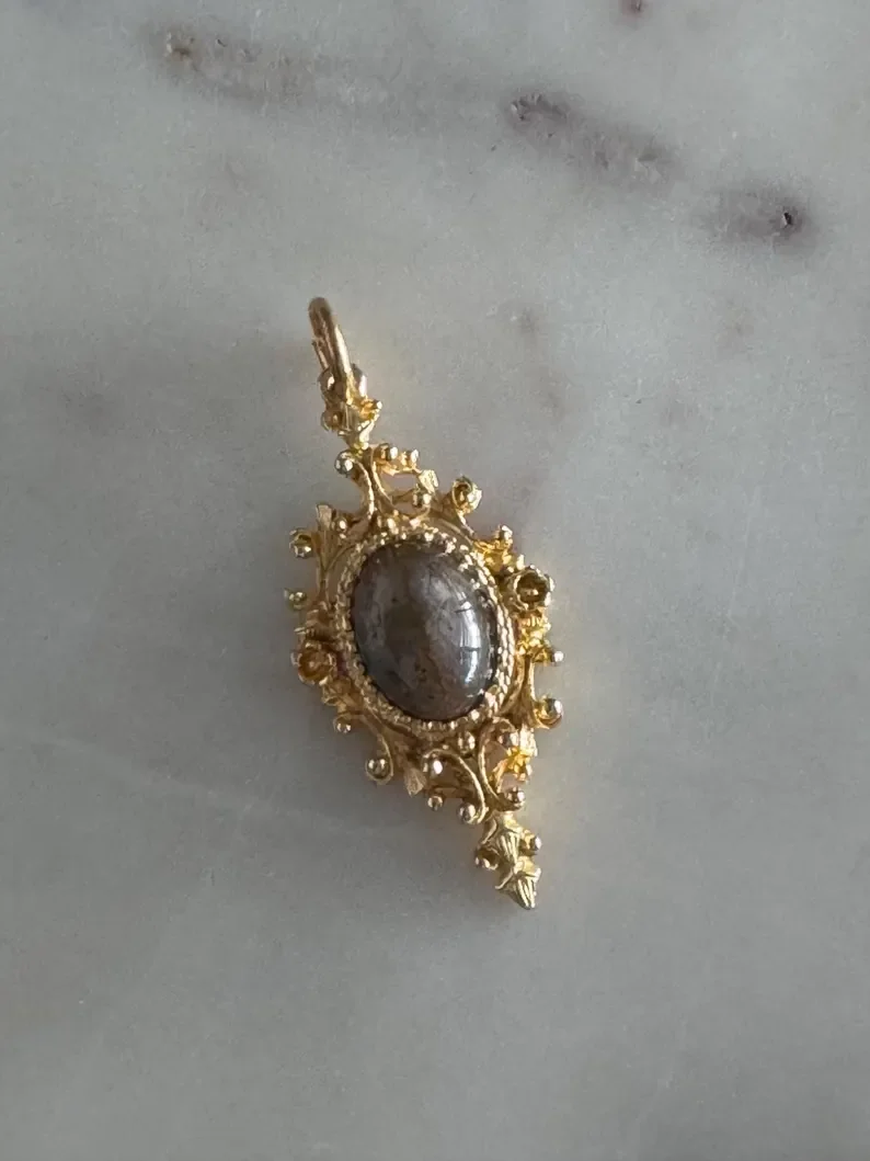 Natural Indian Agate Pendant. Nonno's Keepings.
