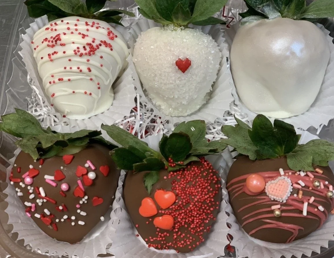 Gourmet Chocolate-Covered Strawberries - Dozen