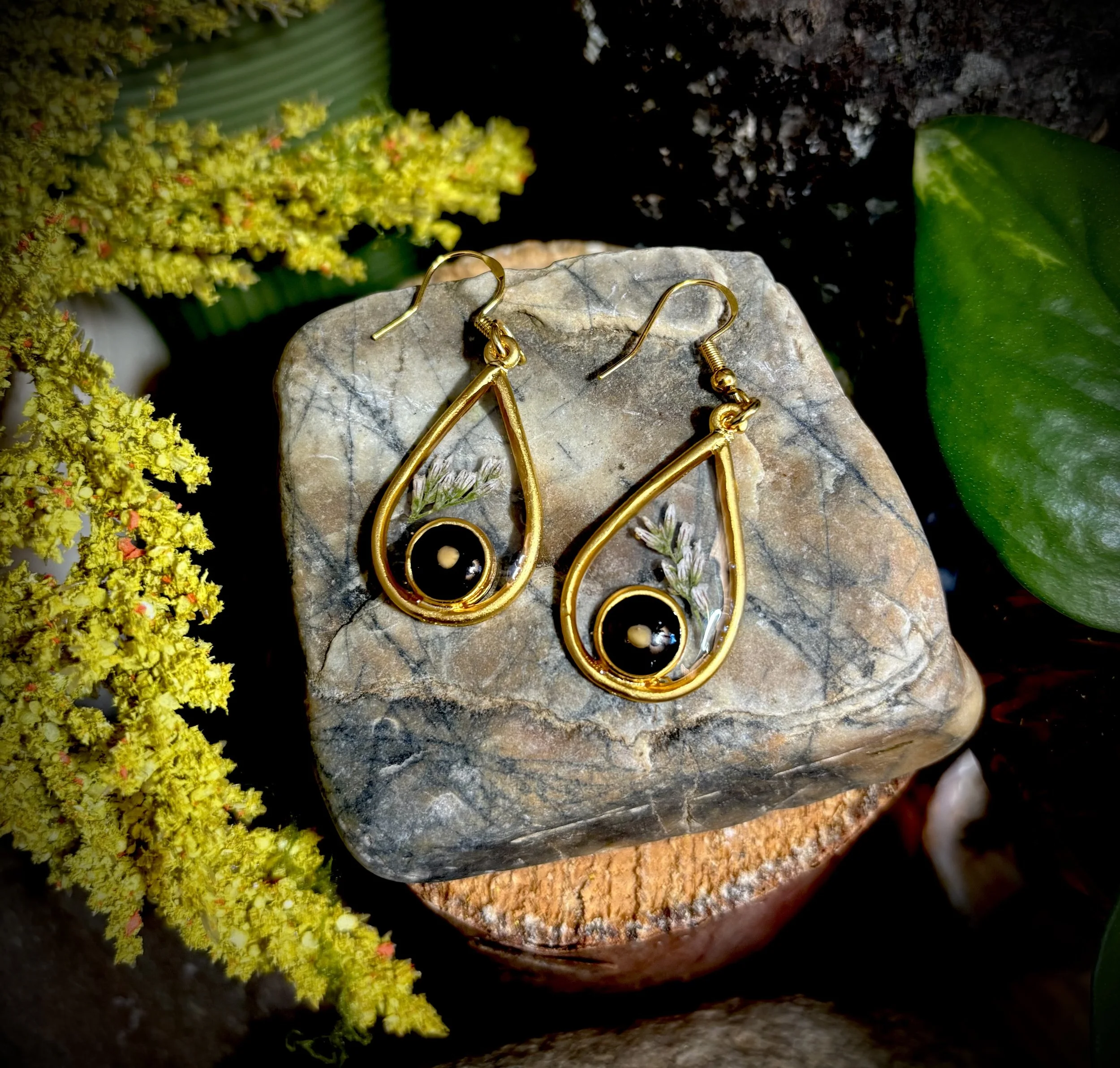 Gold tear drop Mustard Seed Earrings- Lavendar
