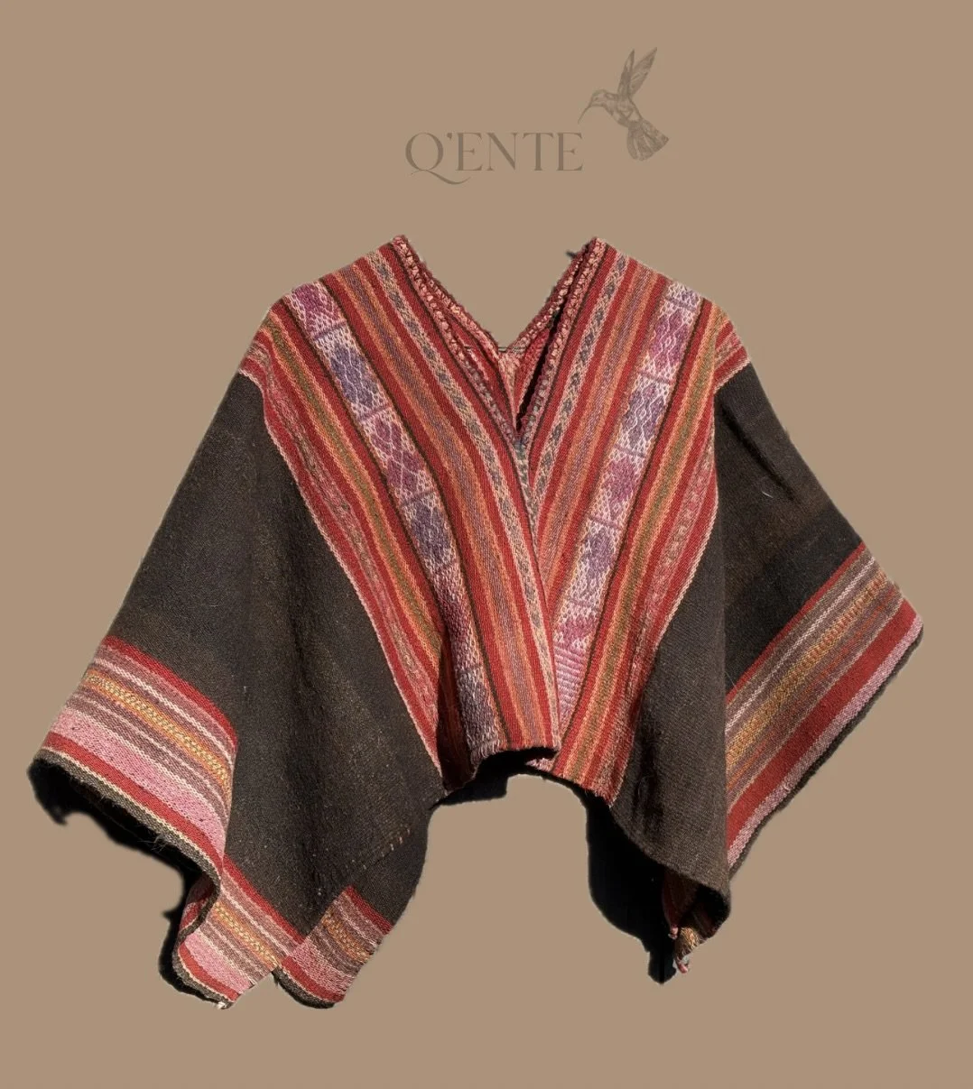Vintage Poncho ~ Pillpintu