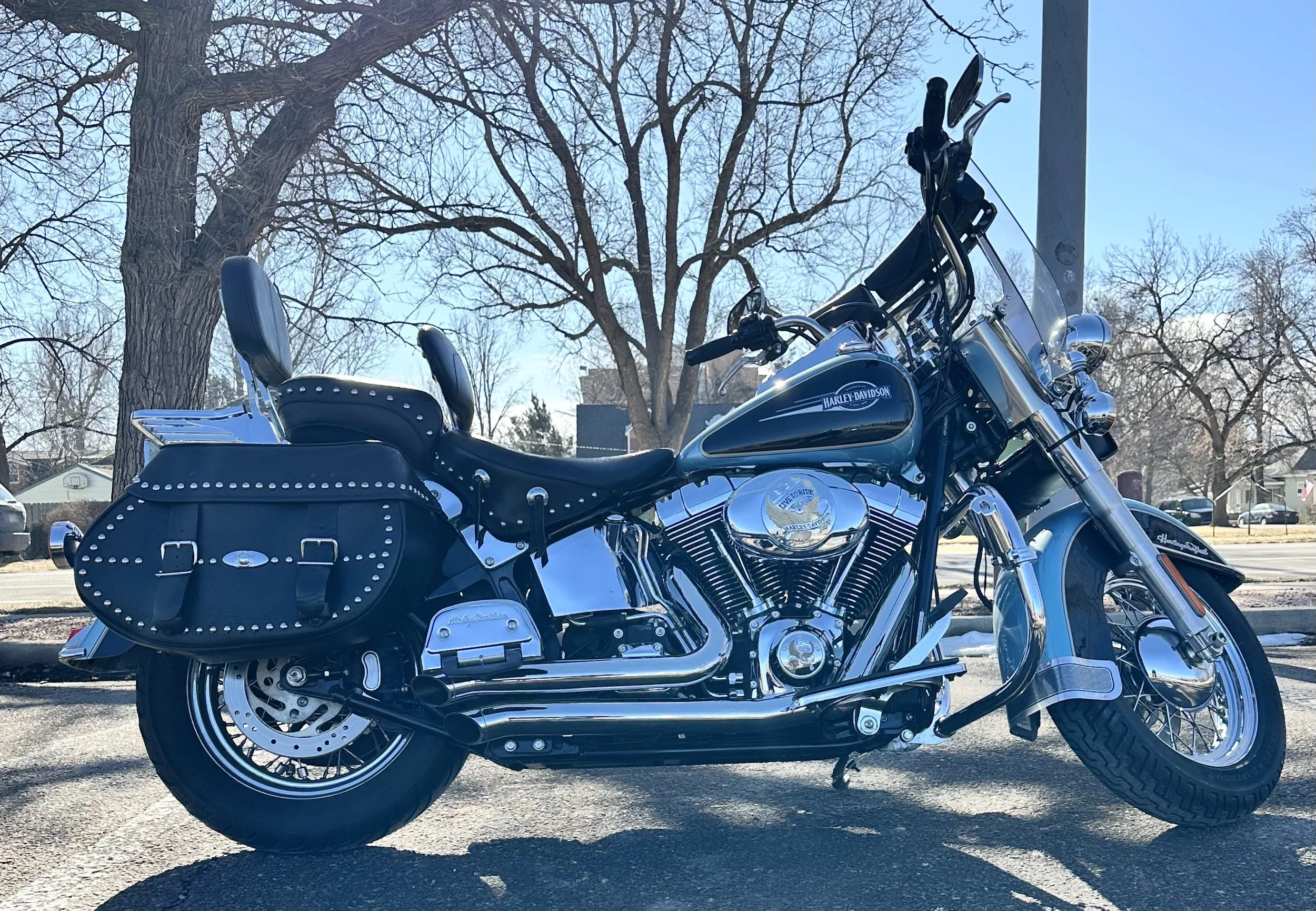 07 Heritage Blue Right Side - READY.jpeg