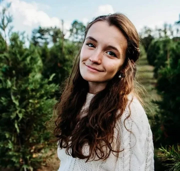 Lainey Shasteen - Worship Pastor