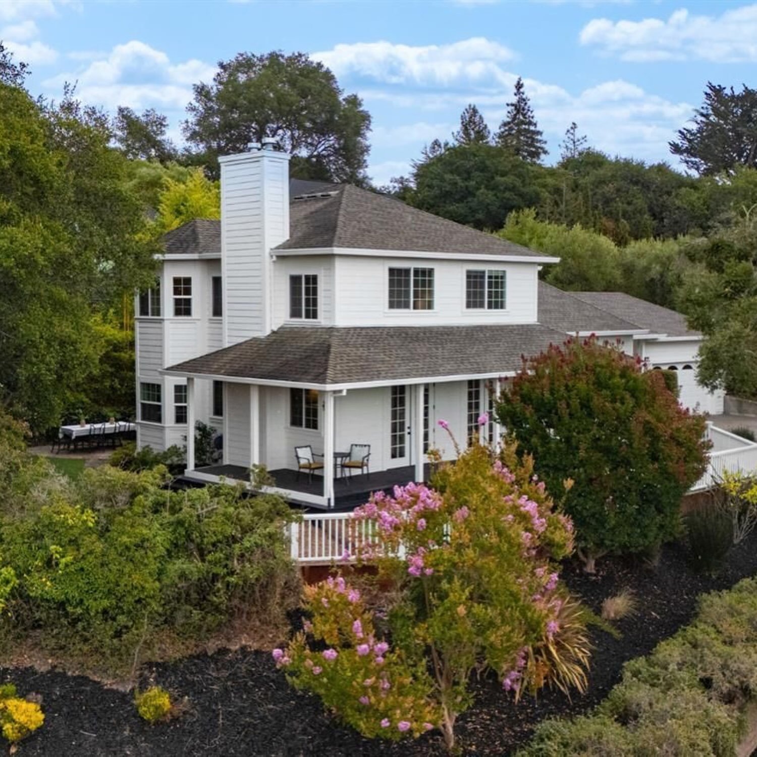 Just Sold in West Petaluma ✨

Tucked at the end of a quiet cul-de-sac, this custom home is full of light, warmth and room to breathe. A wraparound porch, a primary suite with its own fireplace, and sunset views you&rsquo;ll want to linger over. For o
