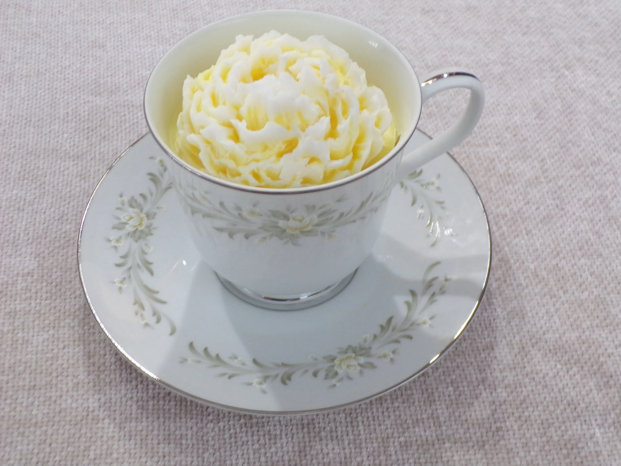 Lemon Meringue – Teacup Soy Candle