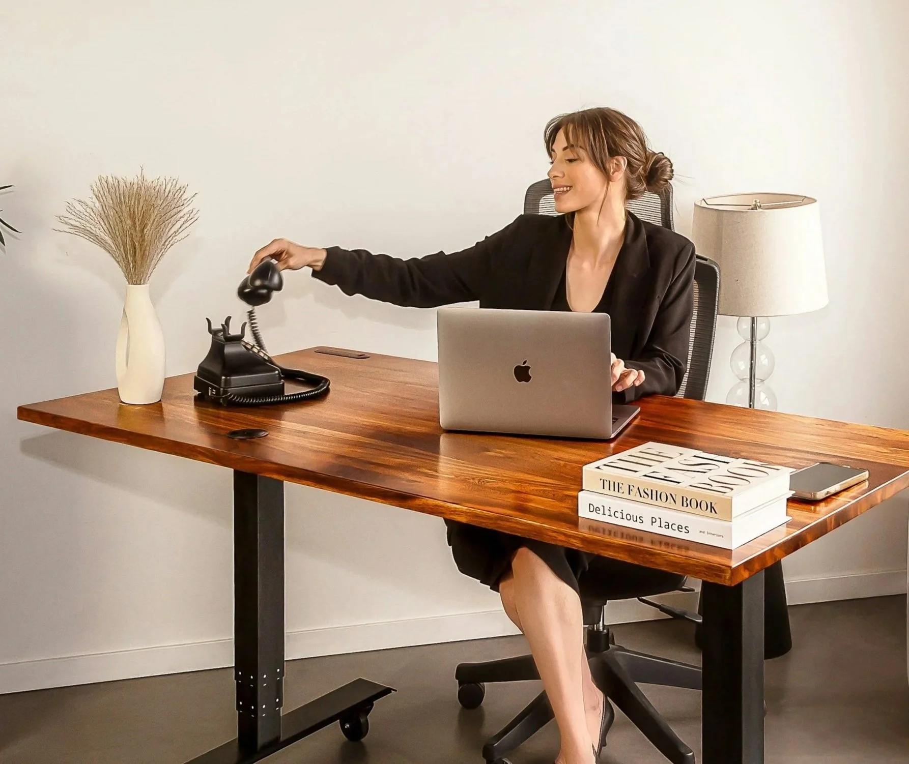 Desk Posture, Back Pain &amp;       “T-Rex Arms” … Advice From Dr Florence (chiro in Ocean Grove)