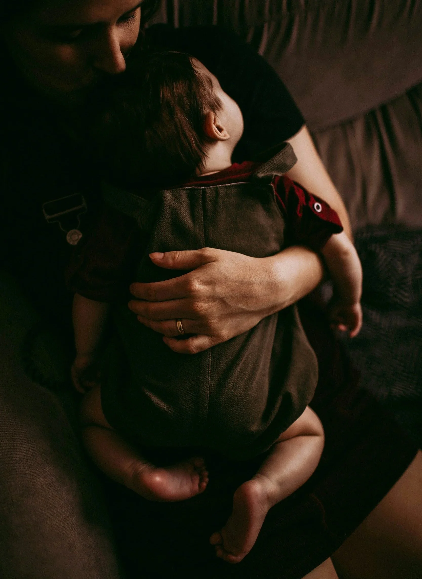 Babywearing, Carrying Kids &amp; Posture Pain — A Chiropractor’s Advice for Ocean Grove Mums