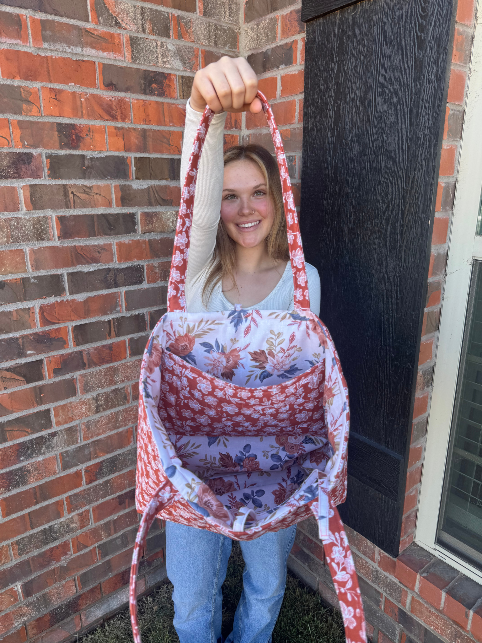 Rust Floral Tote_Medium 2.png