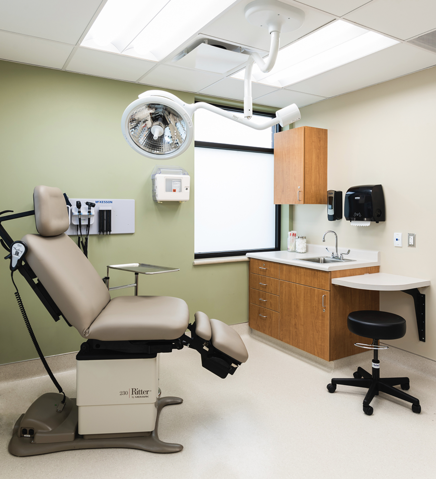 Healthcare Interiors. STRIDE Family Health Center