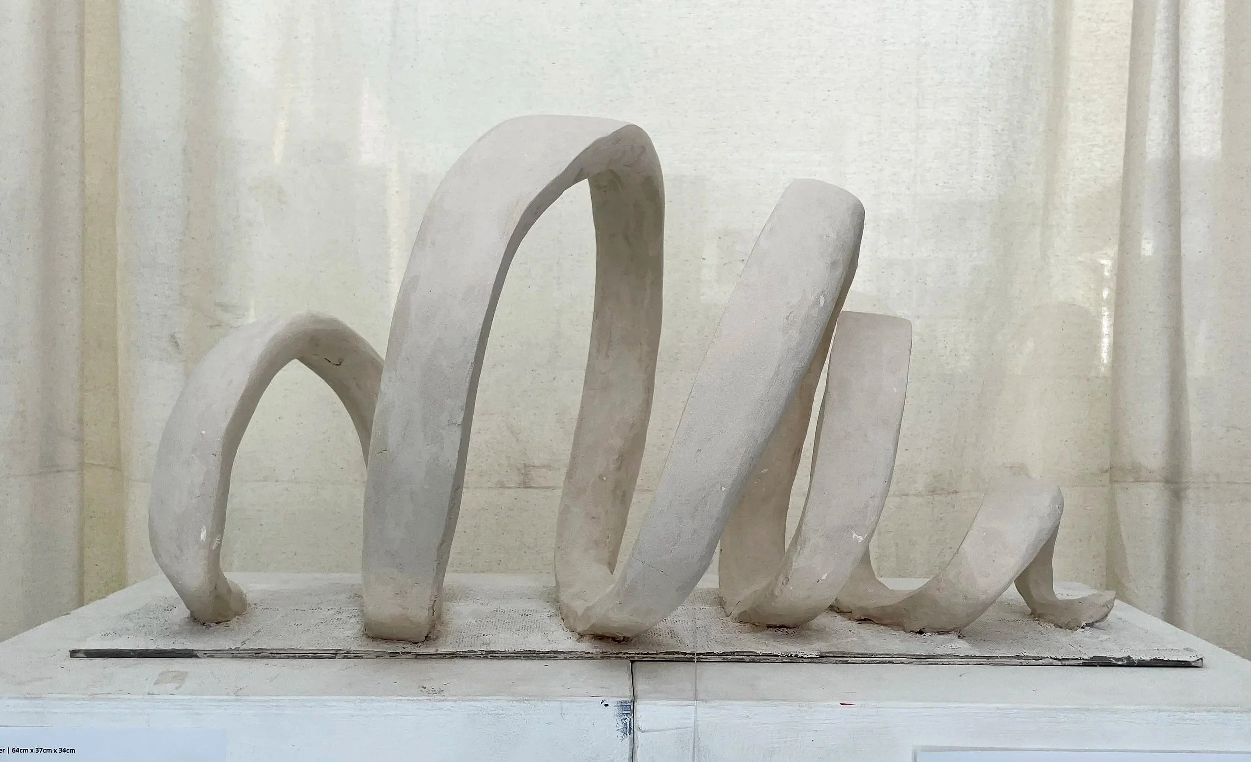 Continuity #1 (2024), Sculpture, plaster | 64cm x 37cm x 34cm