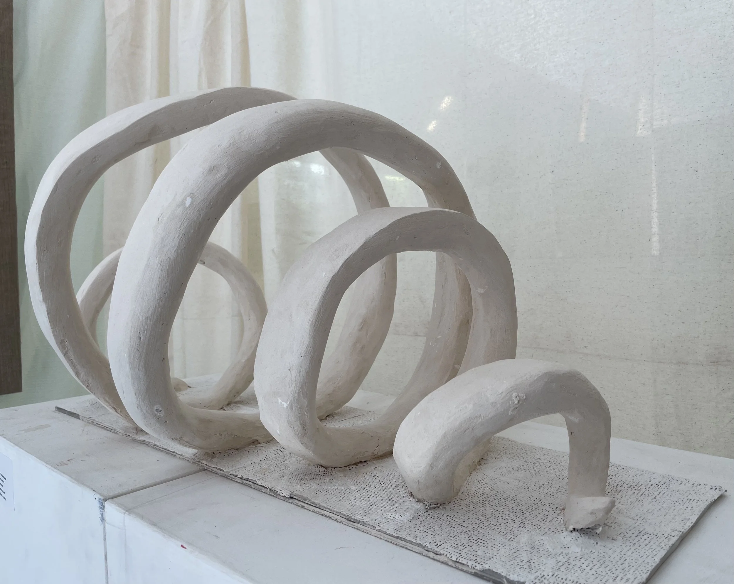 Continuity #1 (2024), Sculpture, plaster | 64cm x 37cm x 34cm