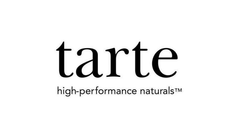 Logo avec le mot 'tarte' en caractères noirs et la phrase 'high-performance naturals™' en dessous.