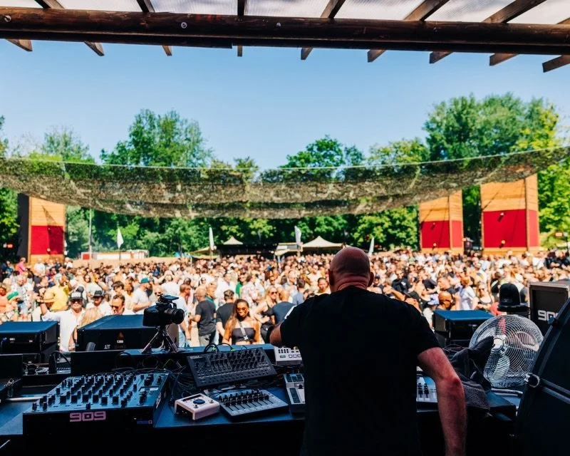 Remembering those who&rsquo;ve made @909_festival special 🫶

As we approach the weekend, I&rsquo;m reminded of how it&rsquo;s not always just about myself playing, but about the people around me and the people who nurtured me to this point. 

Here a