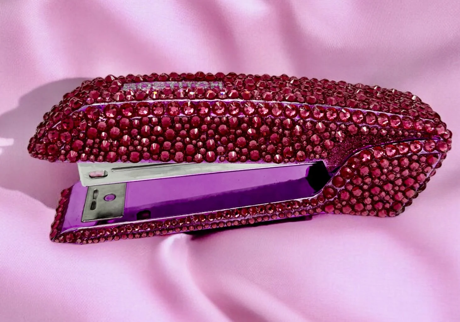 Fuchsia Stapler-Photoroom.jpeg
