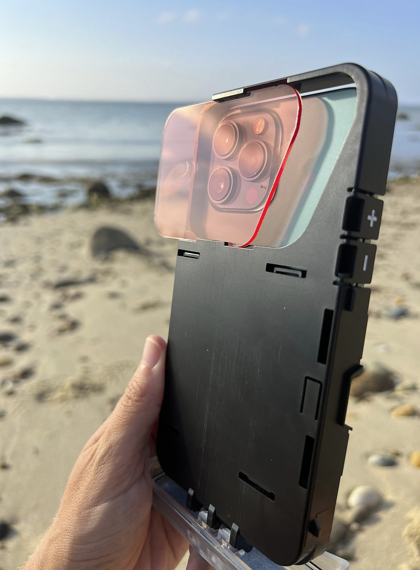 Various accessories such as a red filter are available for the ProShot Dive Case. Image source: www.proshotcase.com