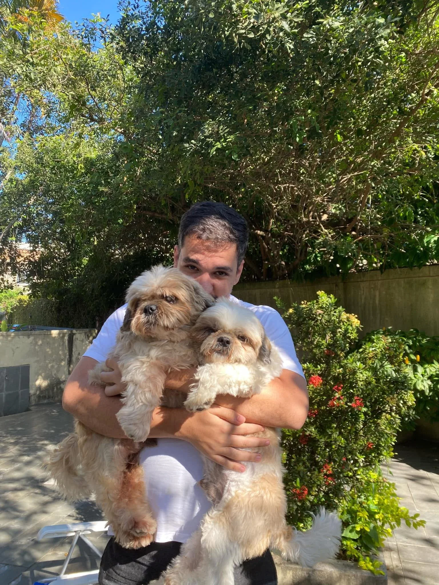 Thiago com Guto e Elvis