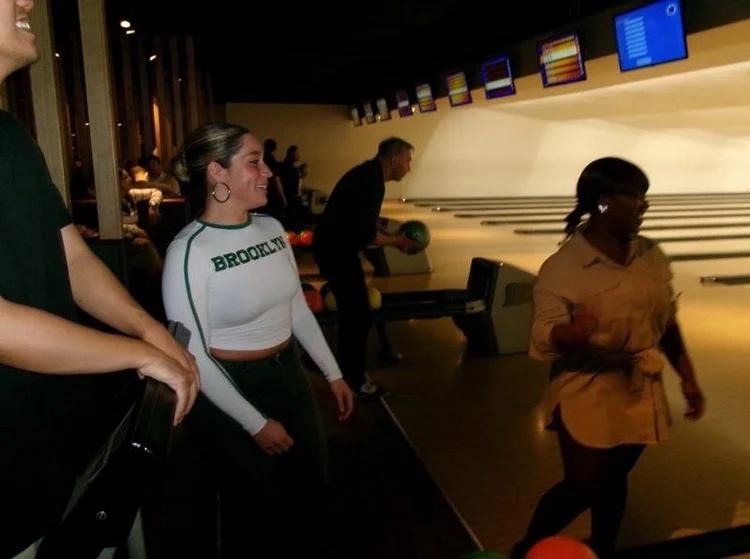 Team von Kinova Care beim Bowling