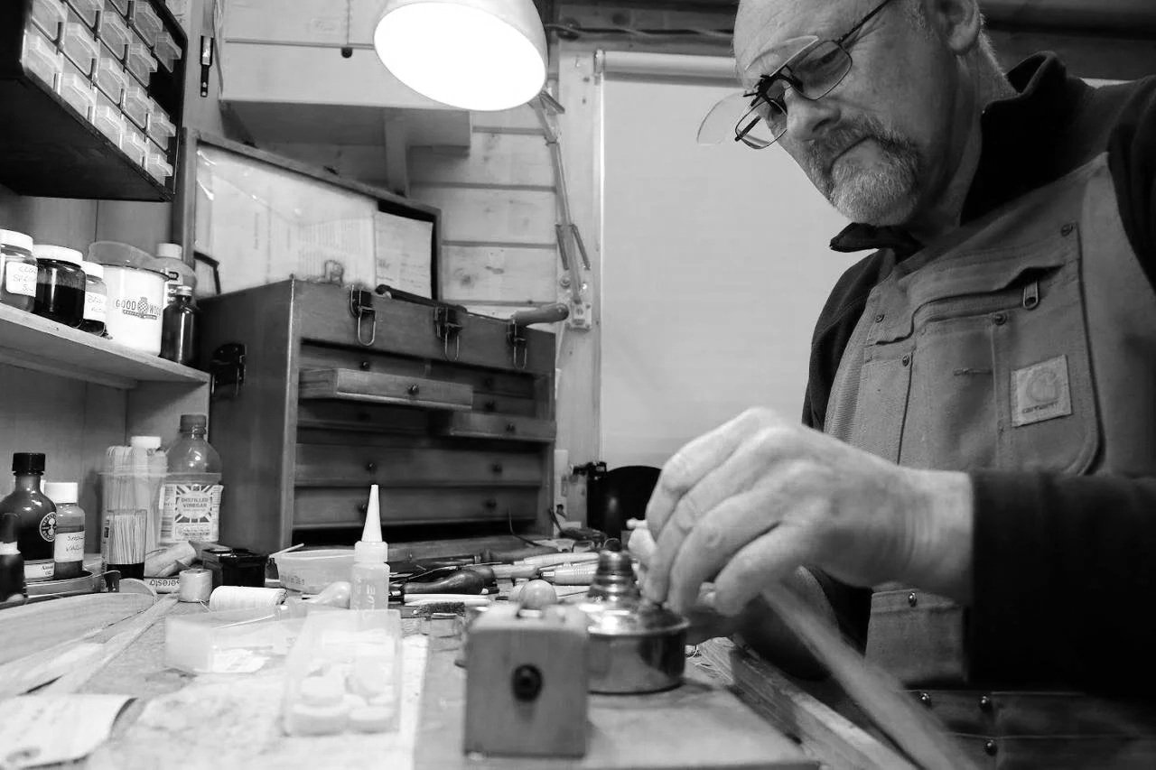 Wayne Mayor workbench repairing string instruments