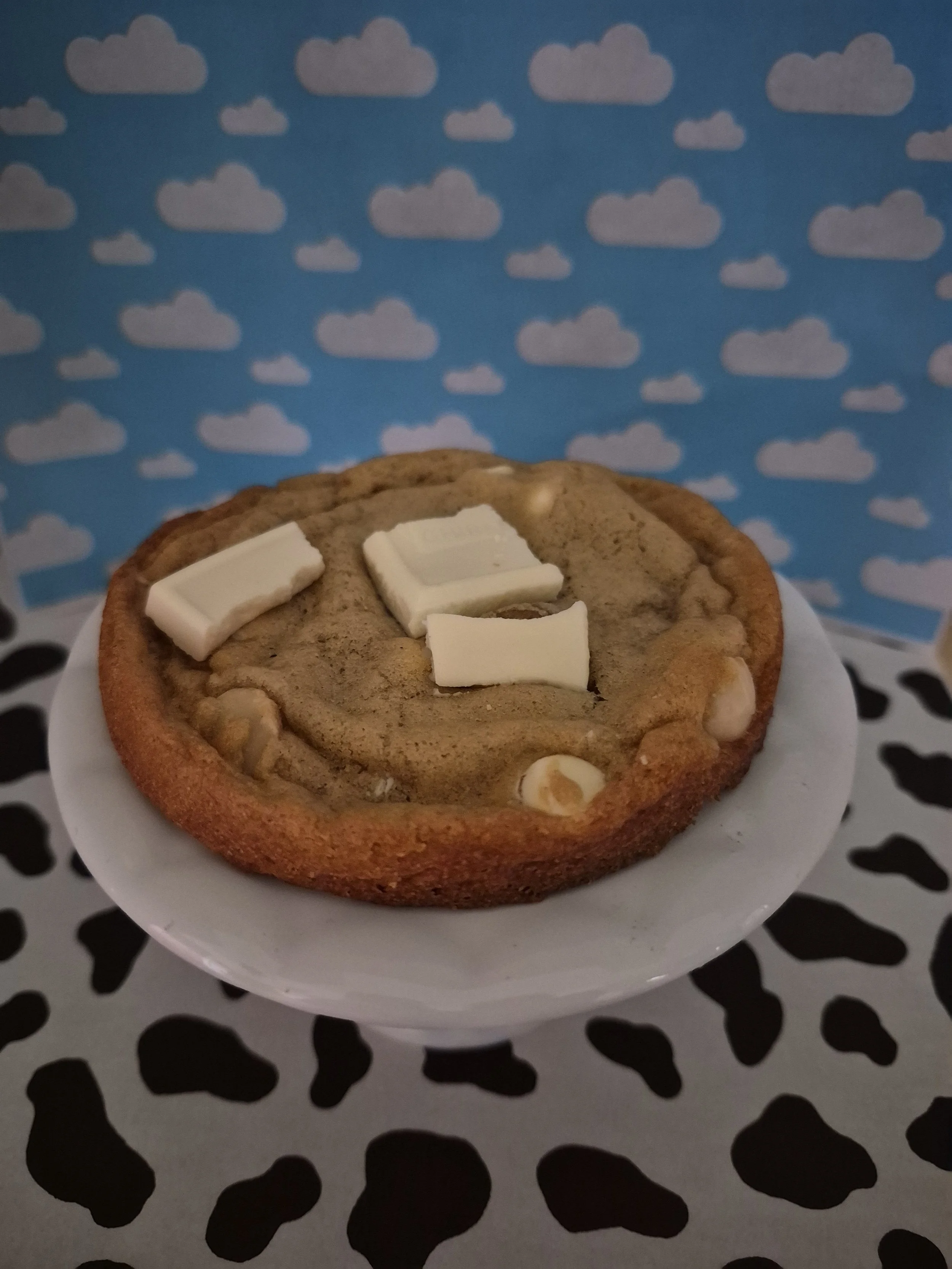 White Macadamia Delight