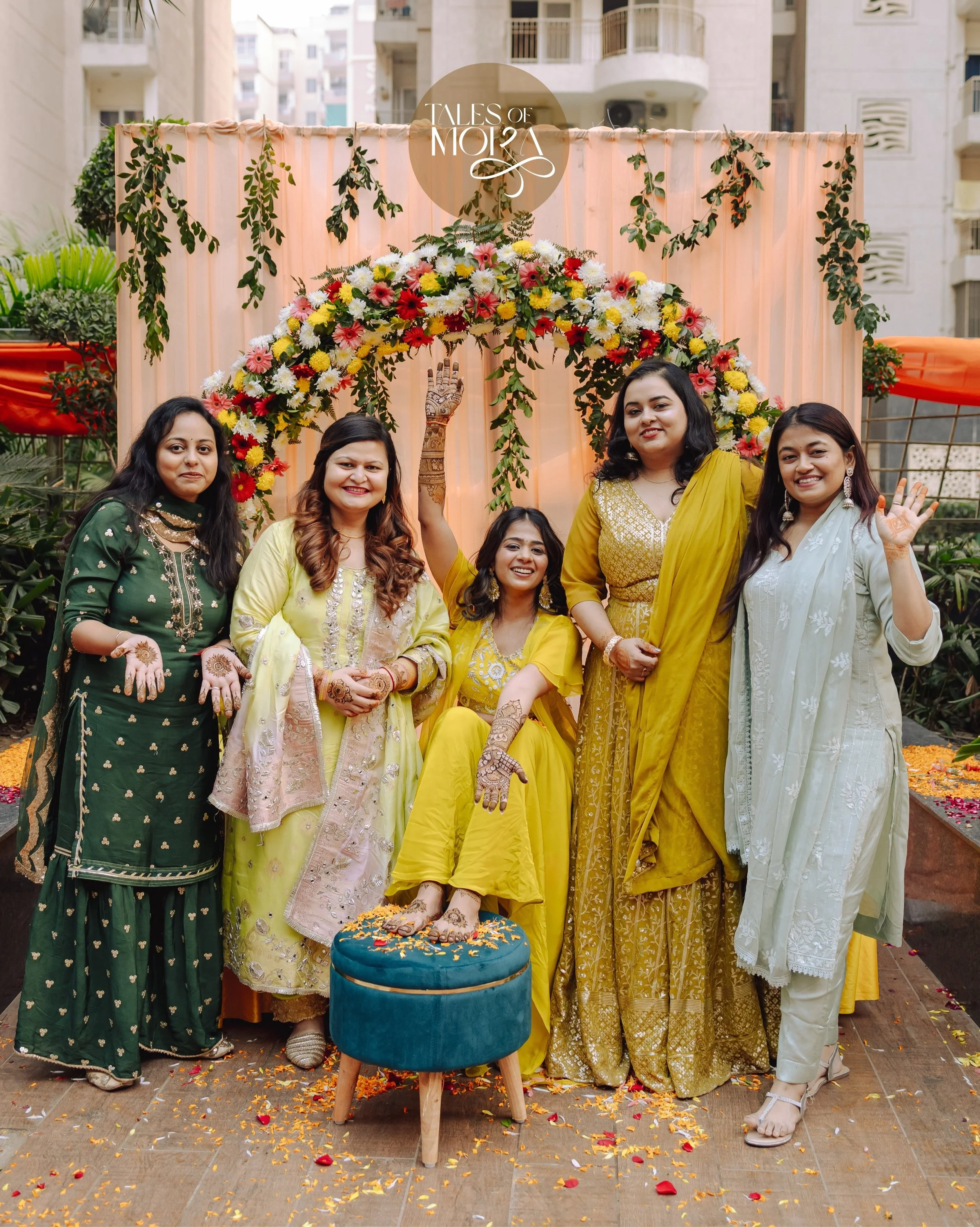 Some moments aren&rsquo;t posed&mdash;they&rsquo;re lived. 💛🌼 
Wrapped in sunshine, laughter, florals, and the kind of friendship that makes every celebration feel a little more magical. ✨

(Joyful Sisterhood, Mehandi, Haldi, wedding photography, d