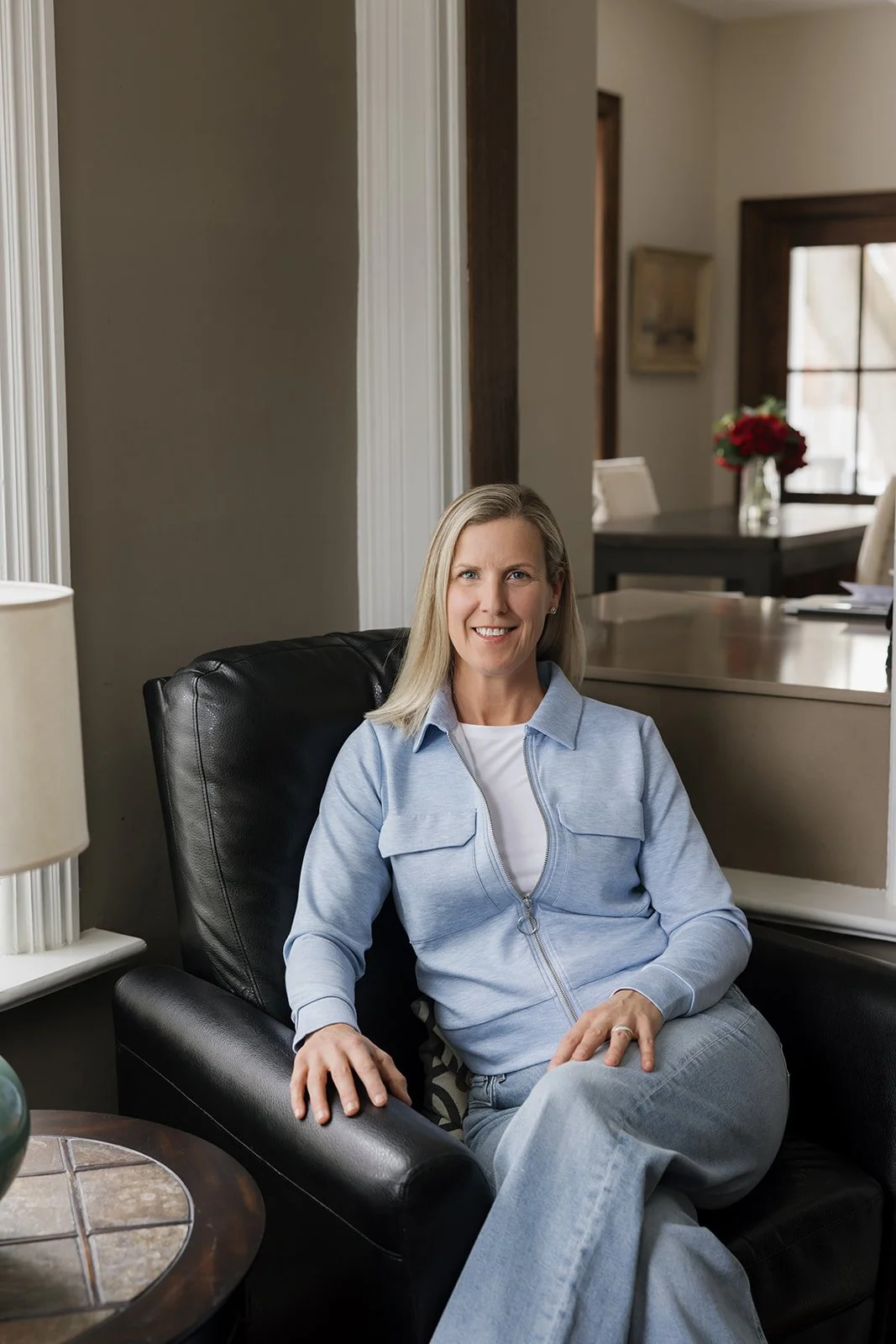 Portrait 22 Centre40.jpg