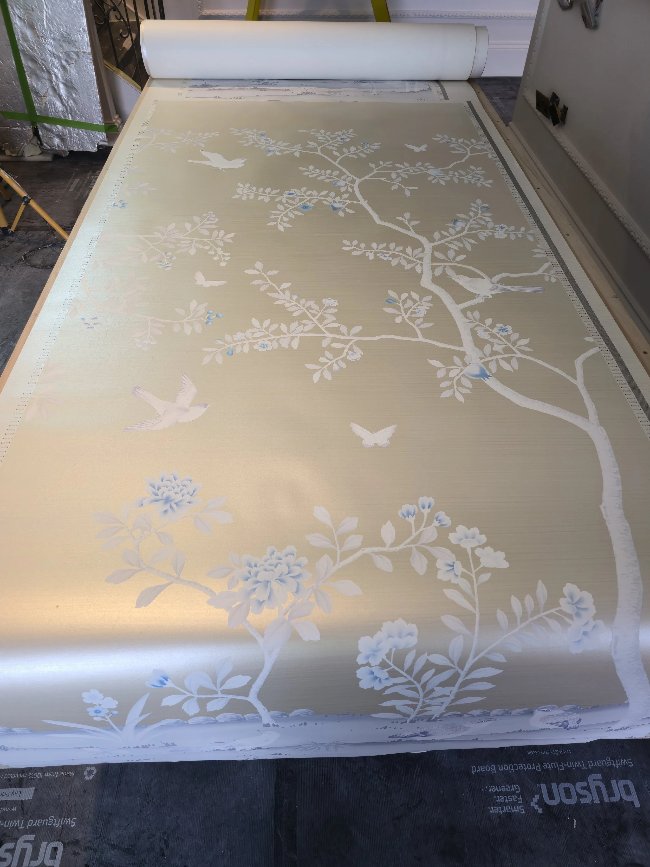 Precision dry cutting technique for delicate hand-painted silk edges