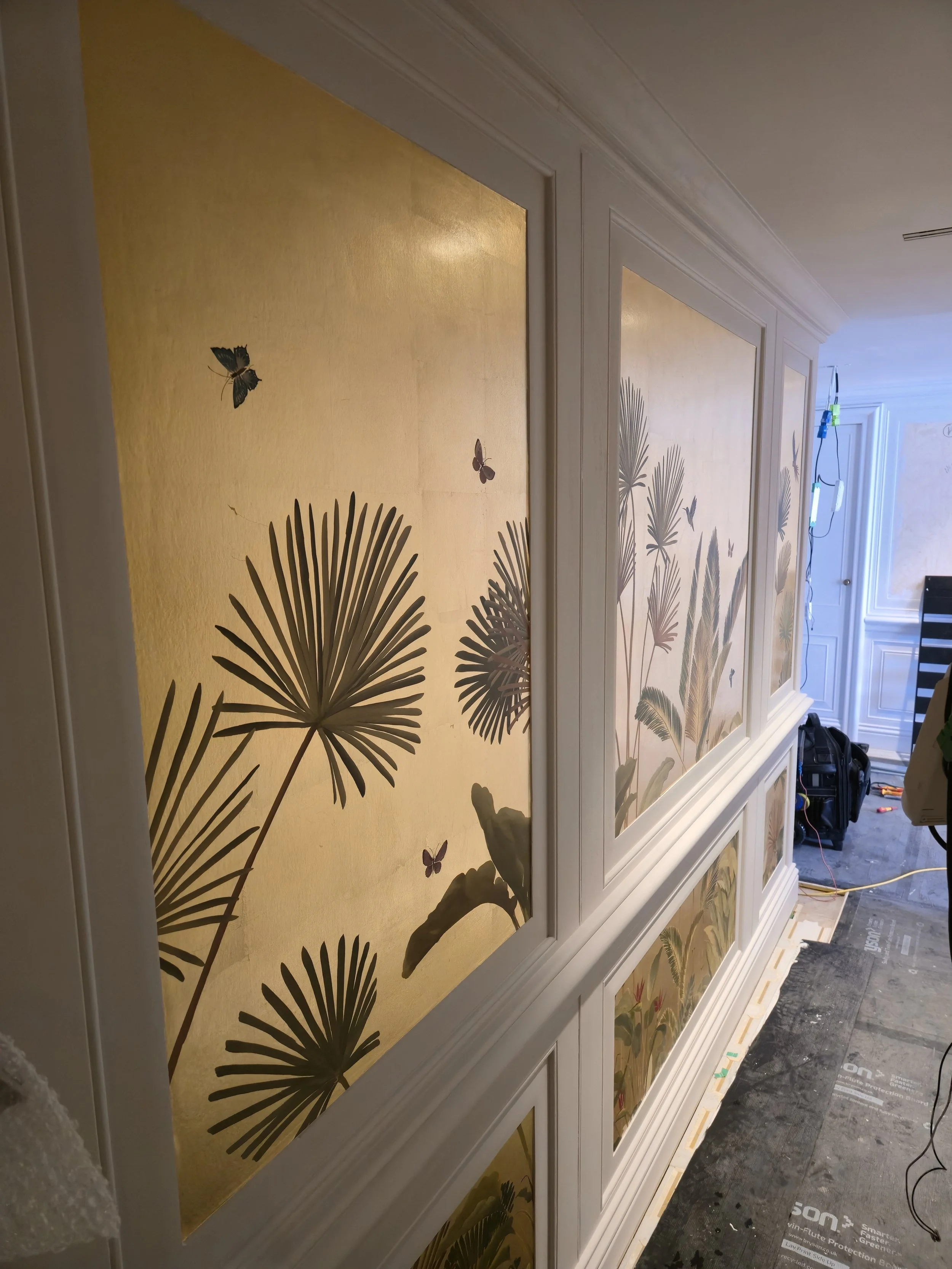 fromental-gilded-wallpaper-installer-notting-hill.jpg