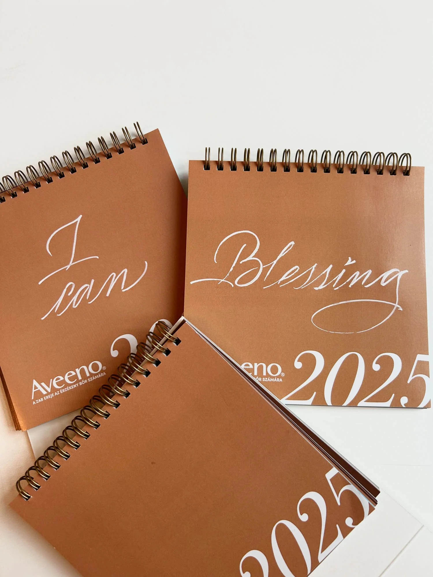 Aveeno event / Fru - linesbyme.studio / Budapest Calligrapher.jpg