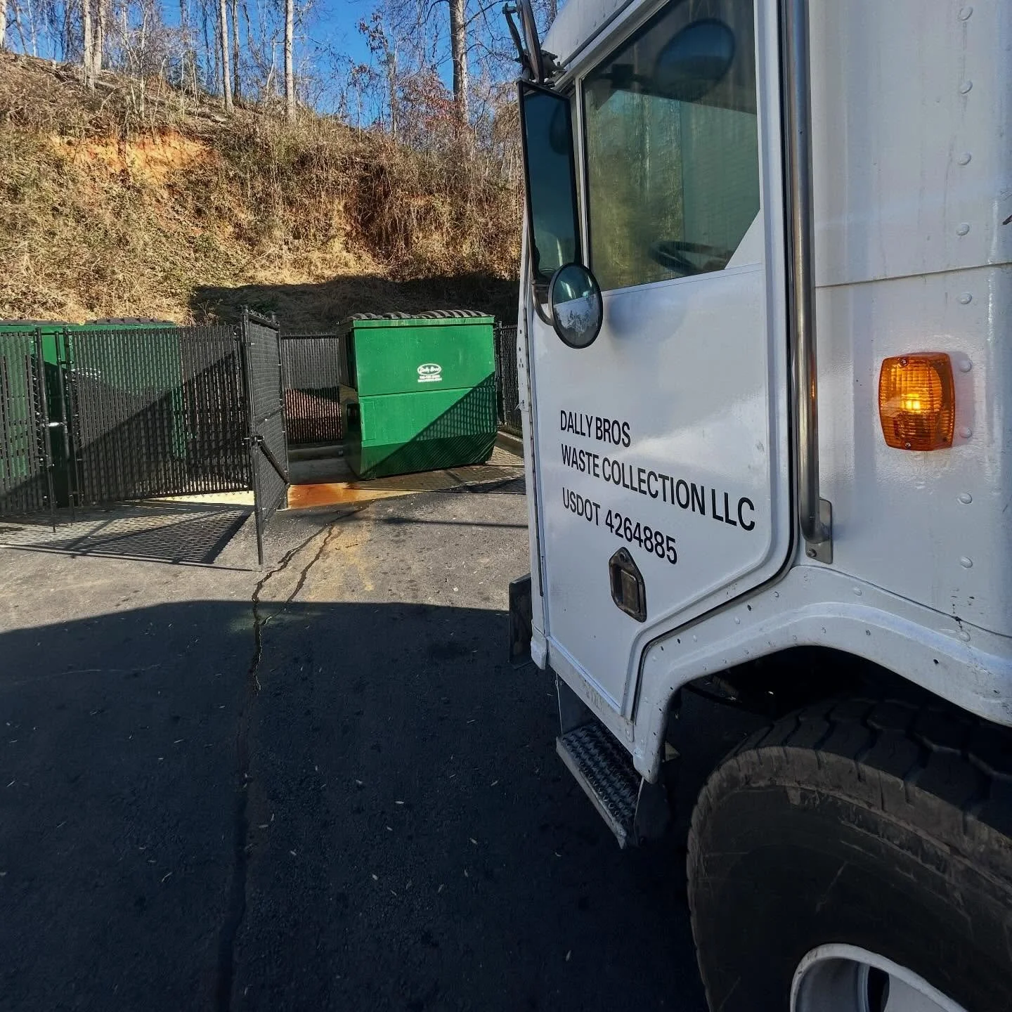 Providing weekly commercial front load dumpster service in Forsyth County, Dawson County, and Lumpkin County, GA. Fast setup for gas stations, apartments, restaurants, industrial, retail, and office buildings.