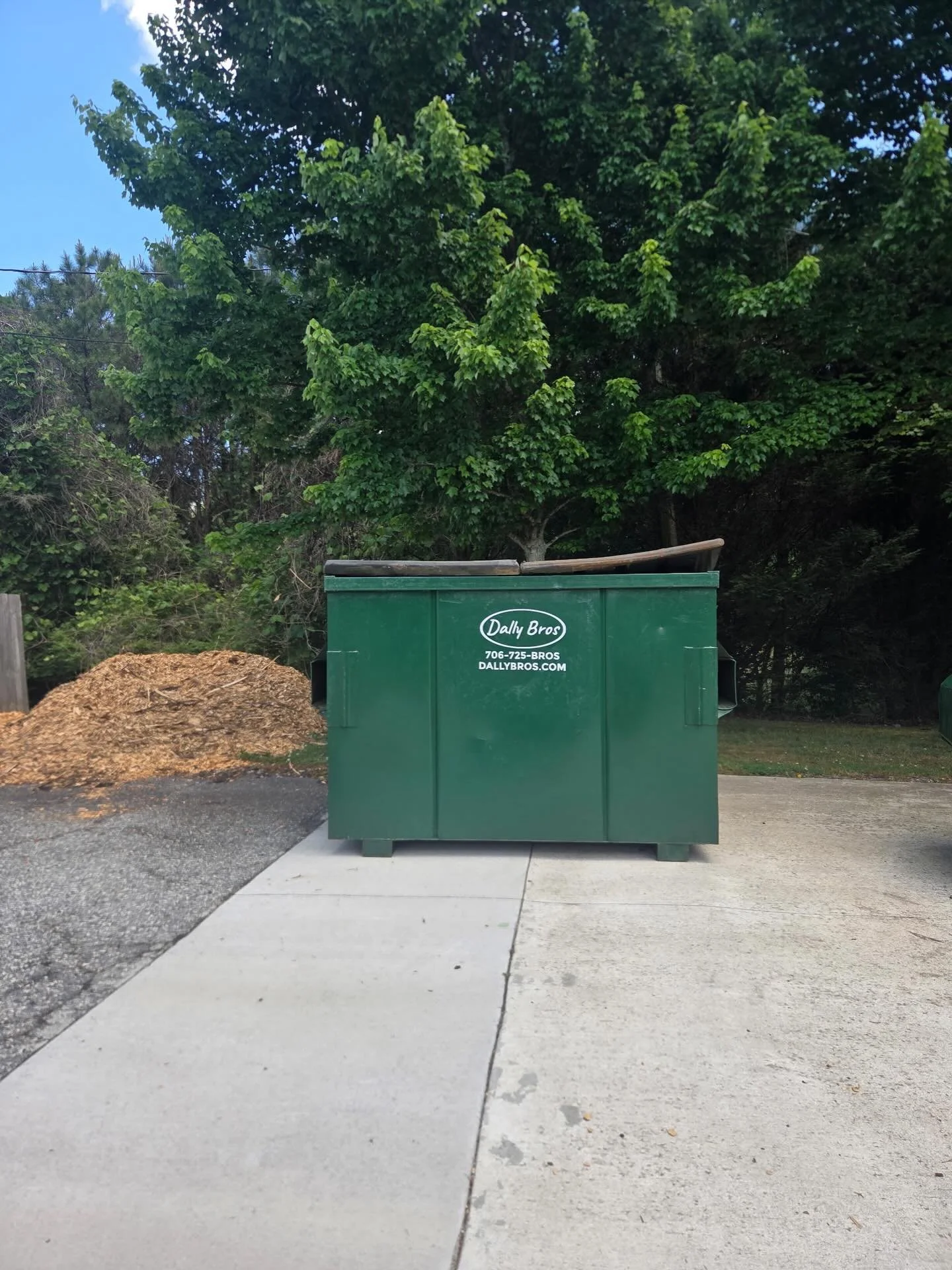 Another spot taken care of 👍

Reliable service. No headaches.
Just how it should be.

📞 706-725-BROS