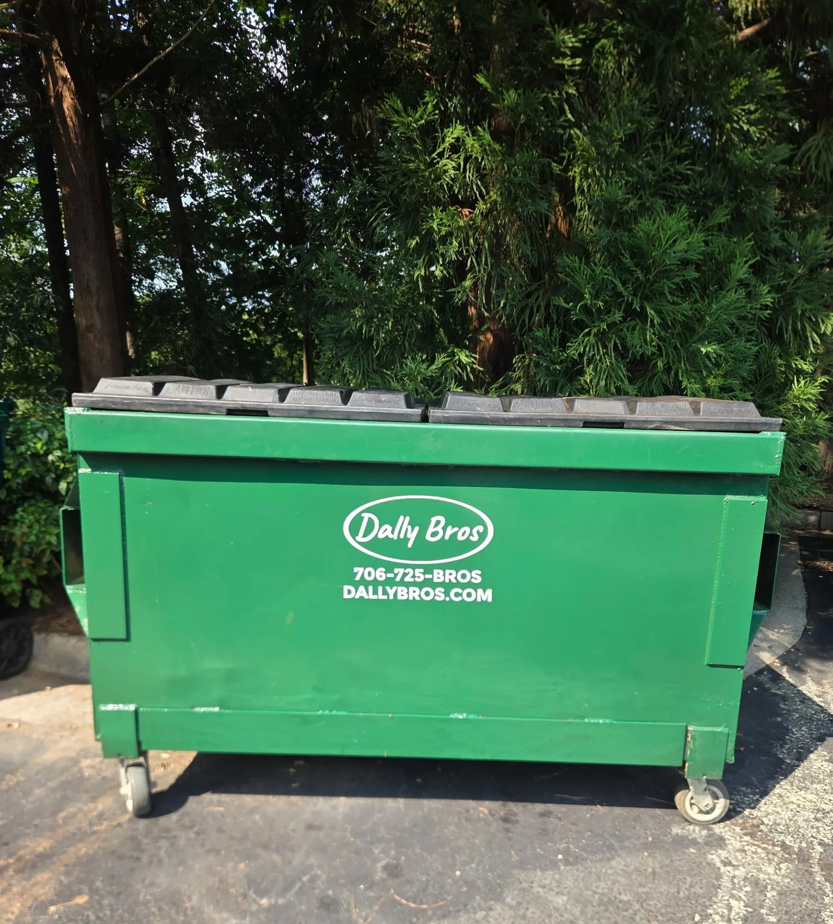 Reliable business trash pickup on a schedule you can count on. Whether you&rsquo;re a restaurant, office building, or apartment complex, we&rsquo;ve got the right size and frequency.

✅ Recurring waste service for businesses
✅ Front-load dumpster ser