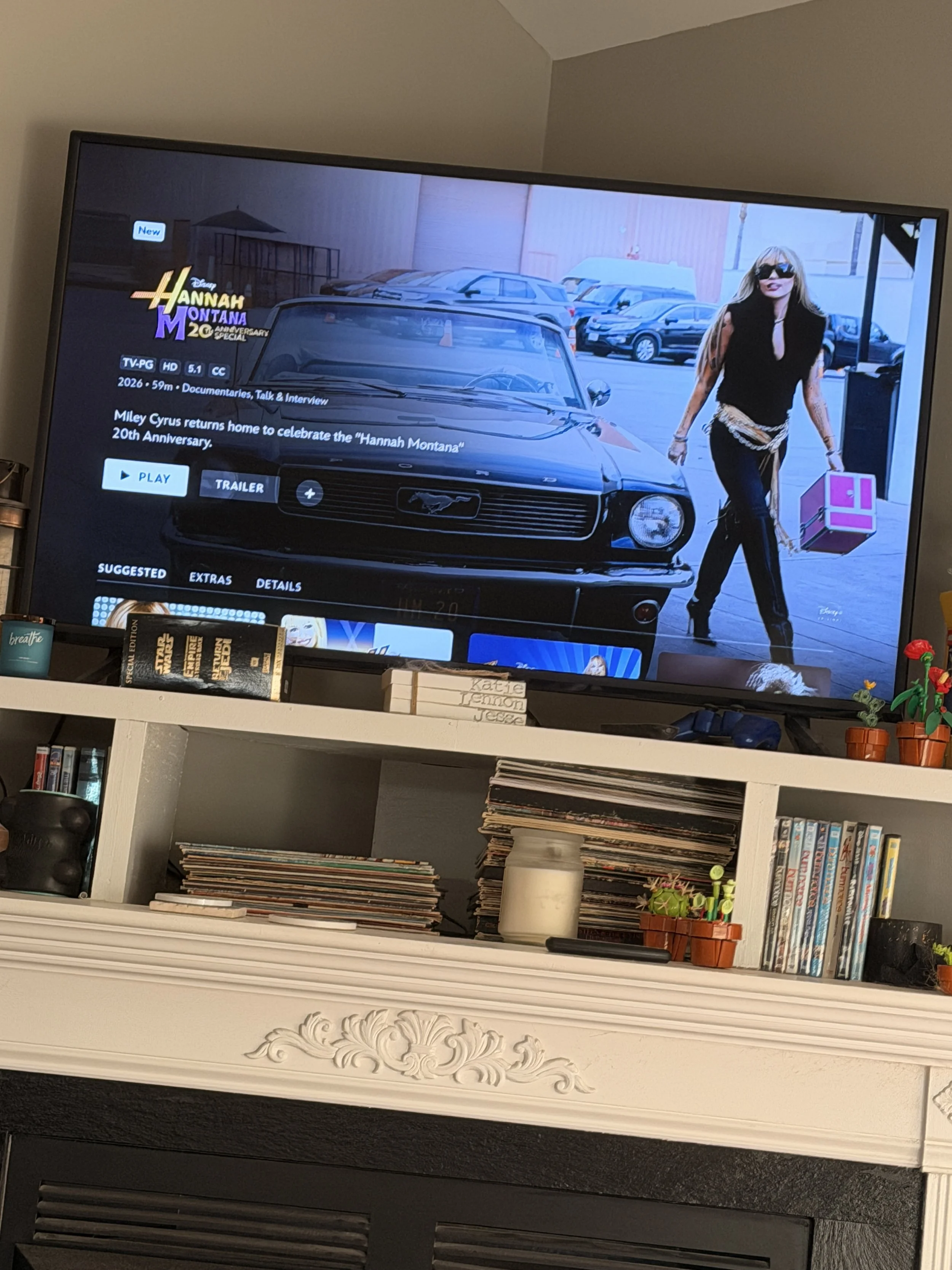 Talk to Me Thursday: Hannah Montana Hannahversary