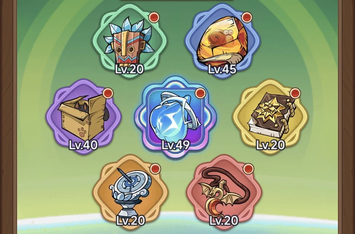 Game character icons with different creature and item images, each labeled with a level, on a green background.