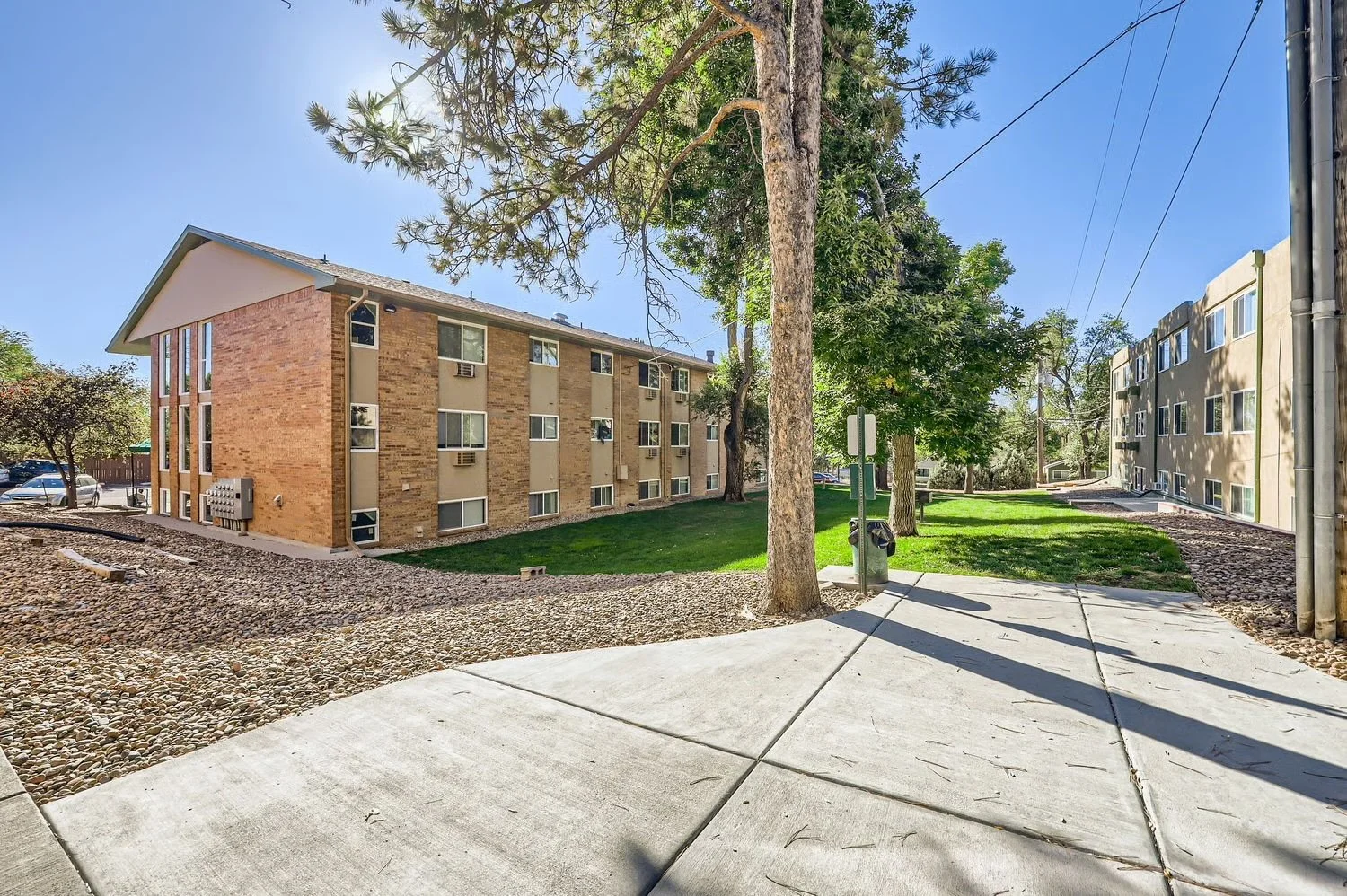 MP exterior courtyard2.jpeg