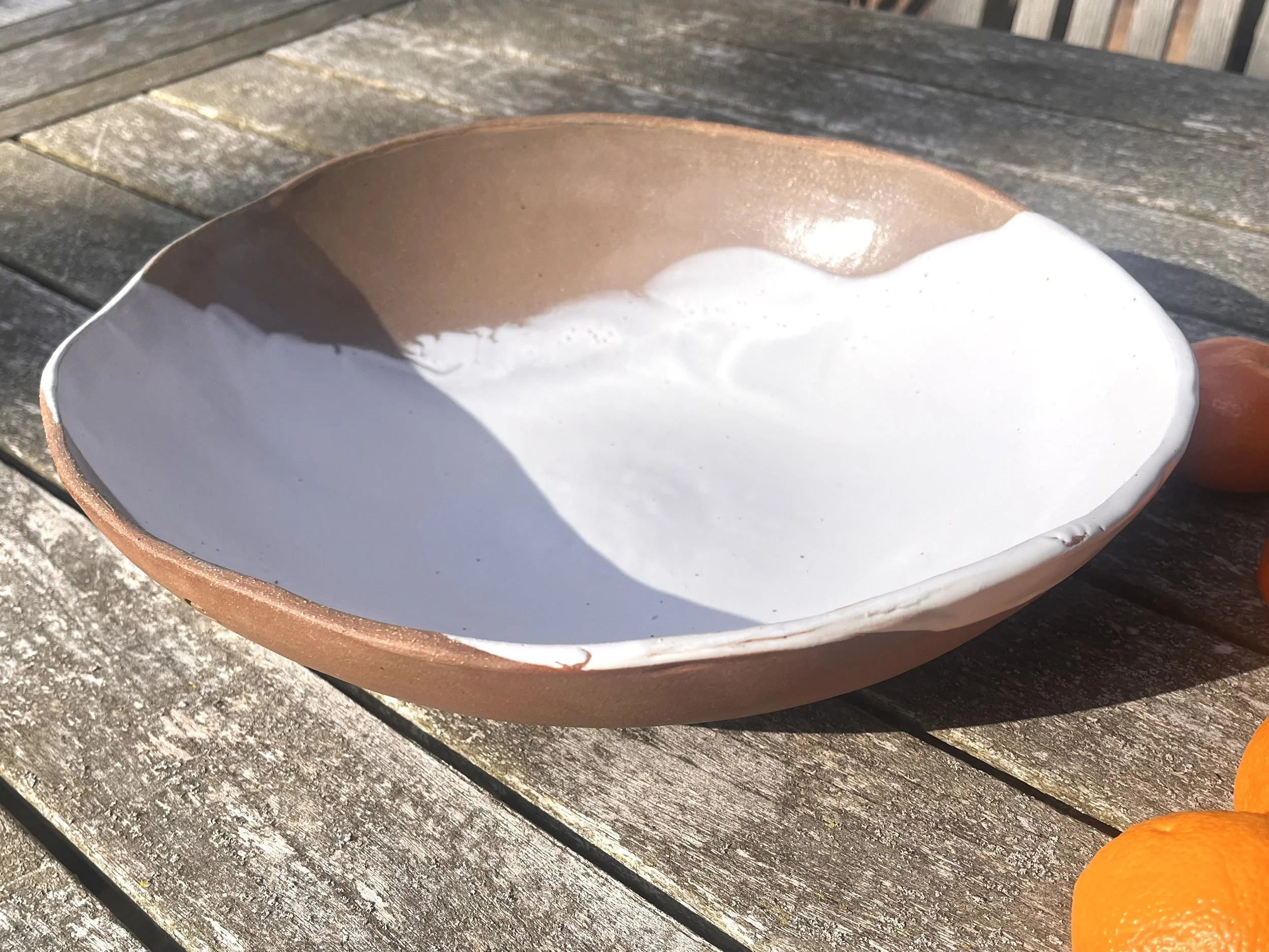 wedding bowl no fruit table.jpeg