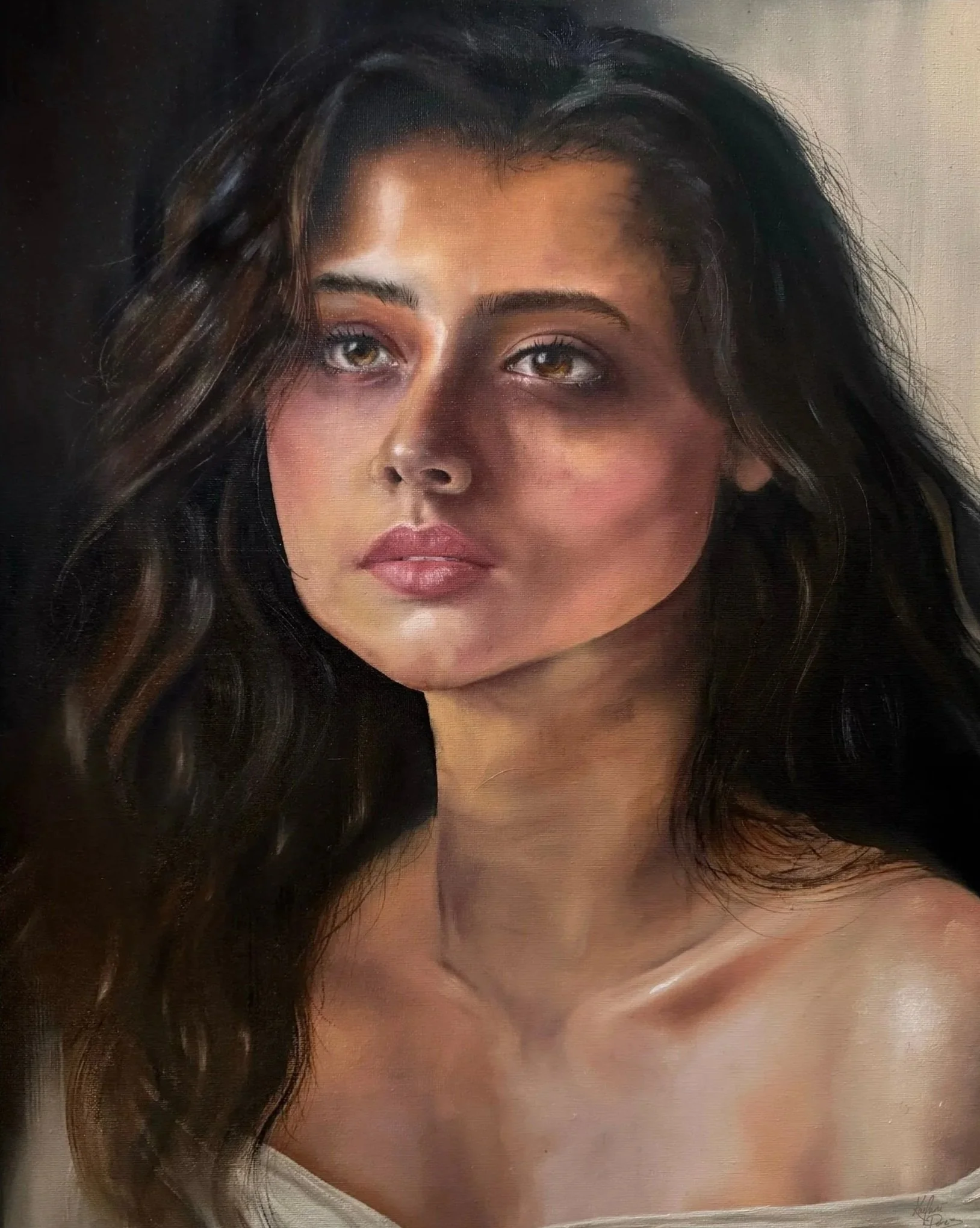 large-neutral-reflective-emotional-statement-piece-for-home-oil-portrait-northwestarkansas-fayetteville-arkansas-conway-centralarkansas