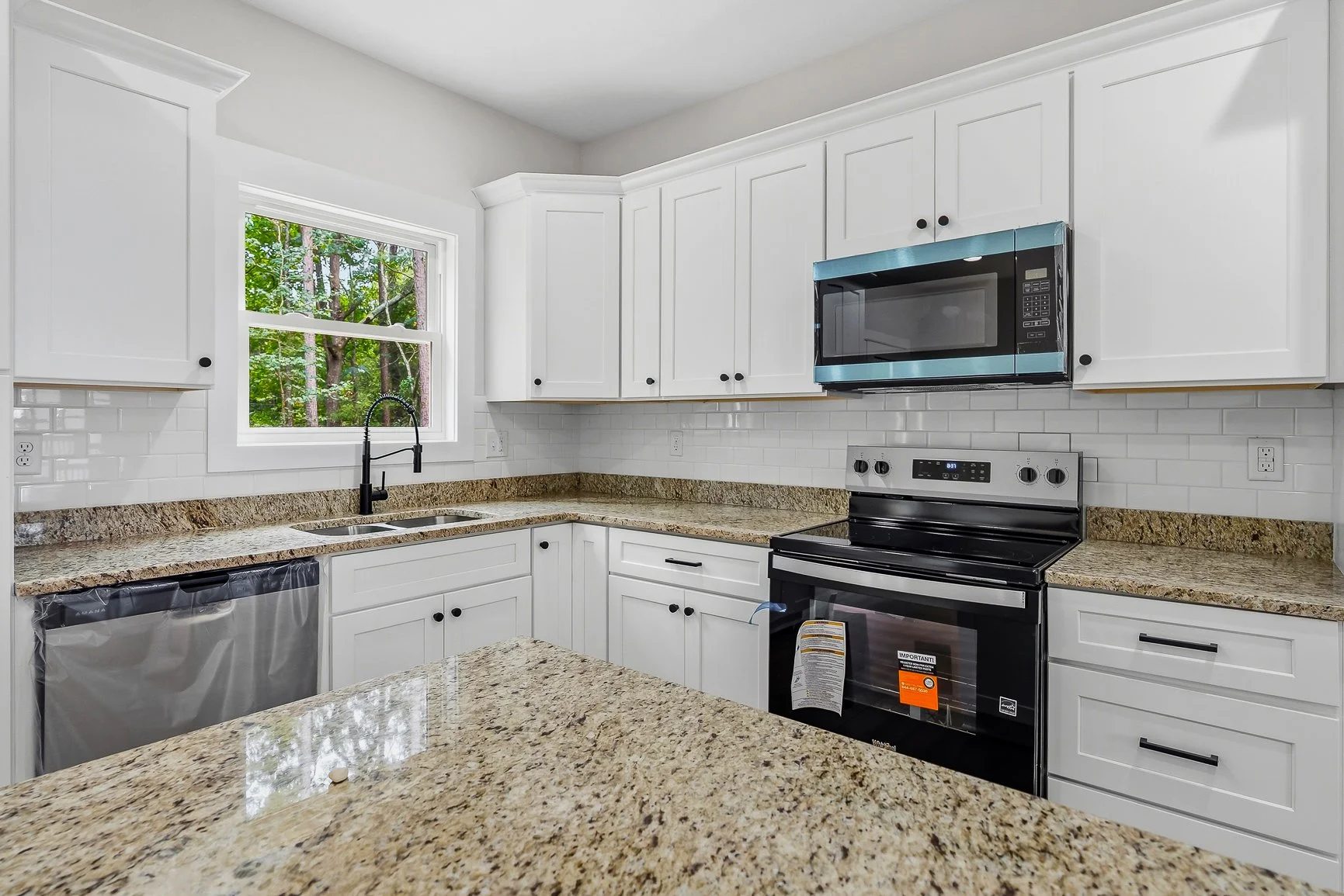 2202 White St Extension MLS-14.jpg