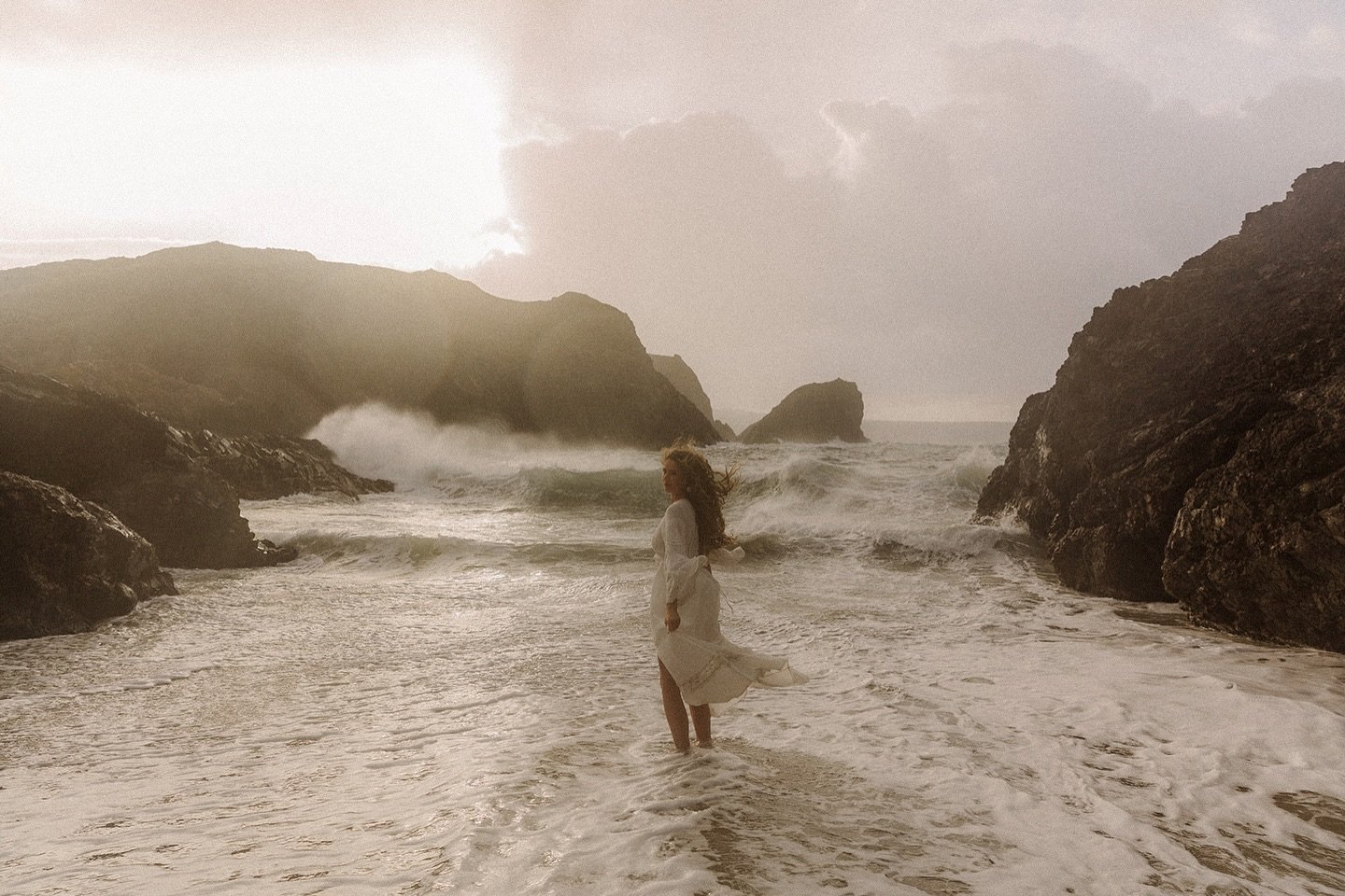🌊 2026 is about following my heart and stepping into a new chapter with Soft Soul Creative.

This journey feels like walking into the unknown - the sea is vast, the skies are dramatic, and everything is moving. But there&rsquo;s a peace in the movem