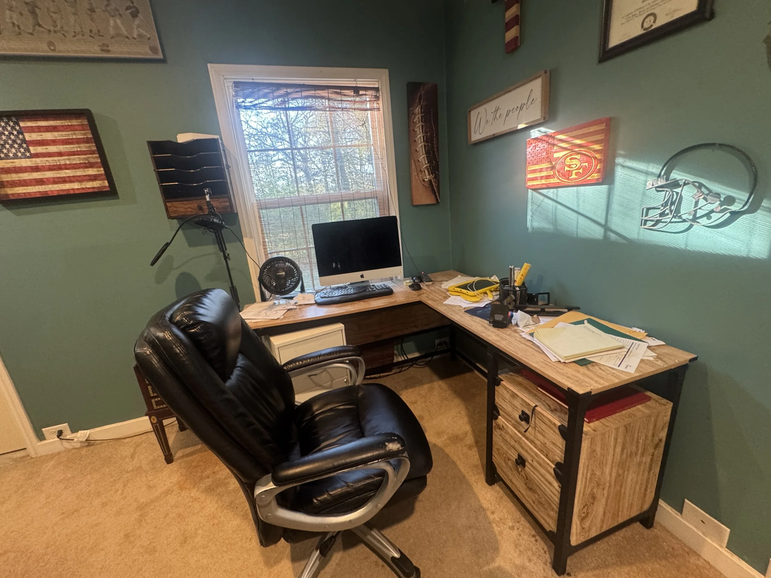 Organize dads messy office