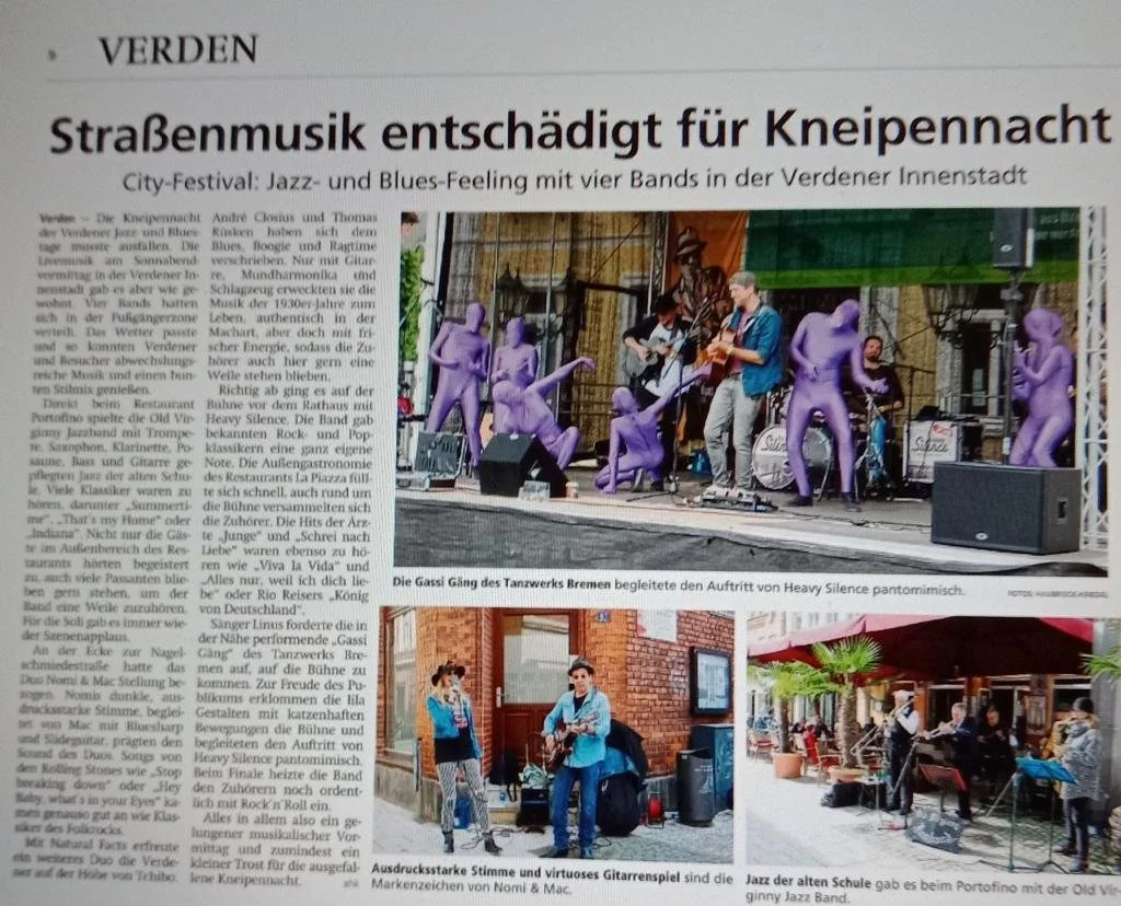 Zeitungsartikel mit Bildern von Musik-Performance auf einem Straßenfestival in Verden, mit Tanzern in lila Anzügen, einem Gitarristen und einer Jazz-Performance im Freien.