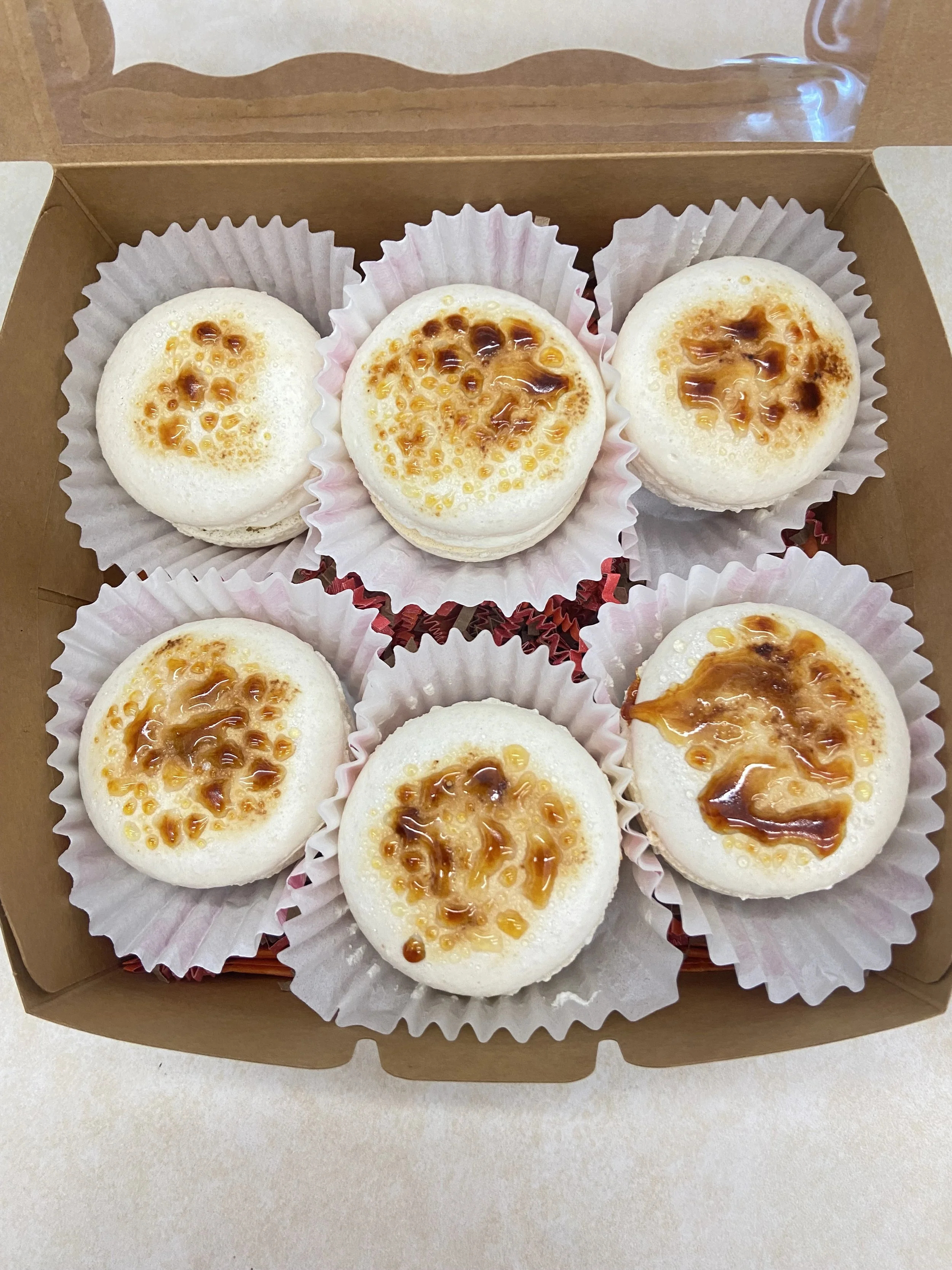 Creme Brulee Macaron