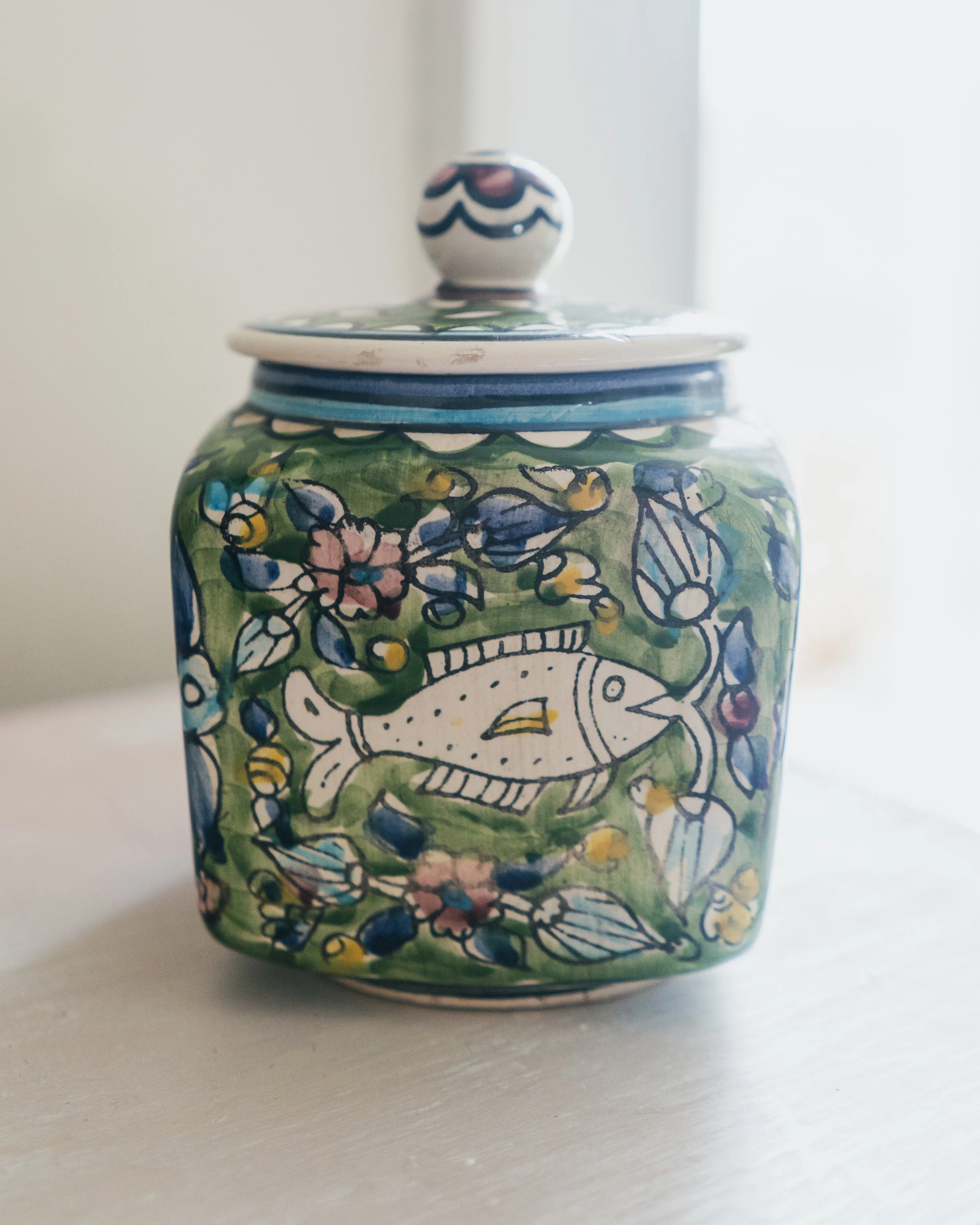 vintage-ceramic-pot.jpg
