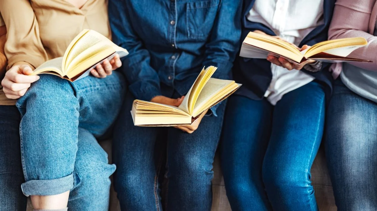 11 Reasons To Join A Book Club