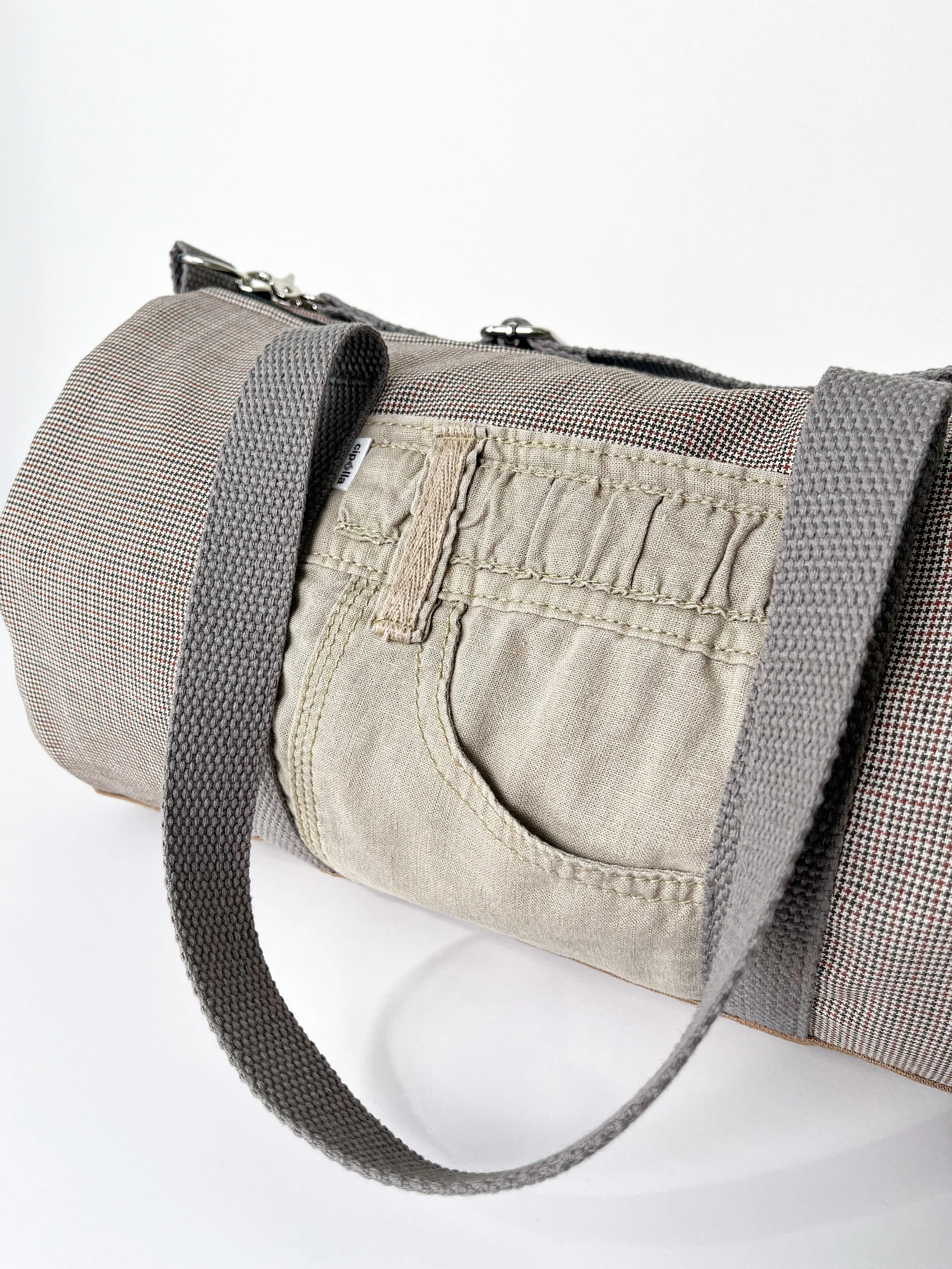 CipollaShop_DuffleBag_VintageWool&Linen_Front.jpg