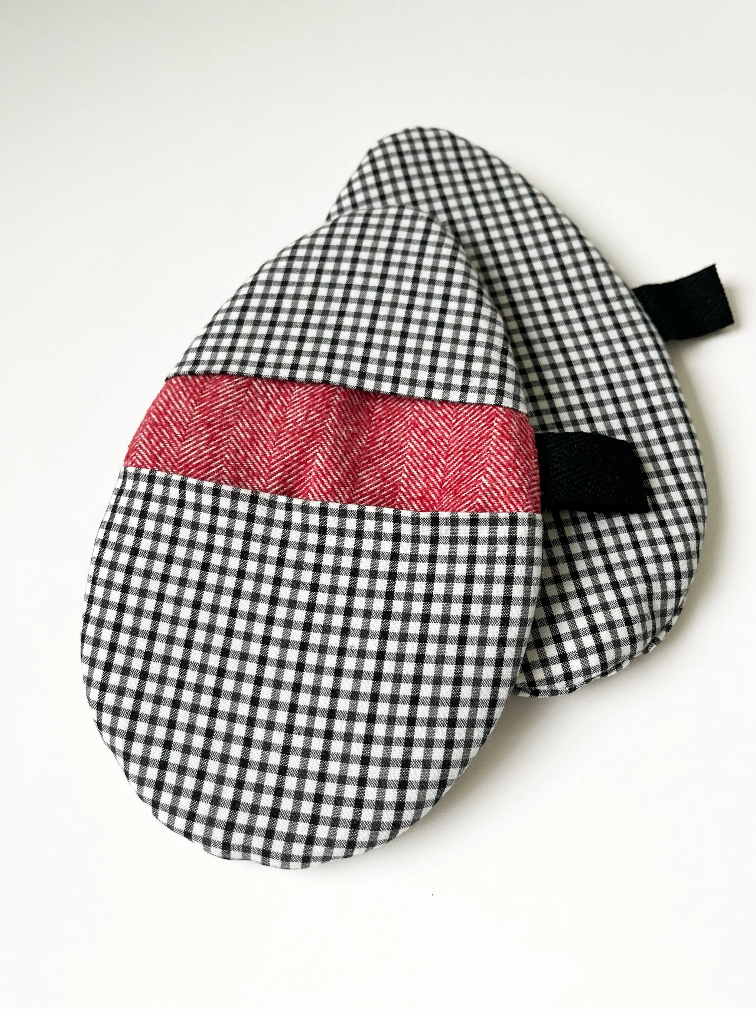 MiniMitts_ClassicGingham_CipollaShop_1.jpg